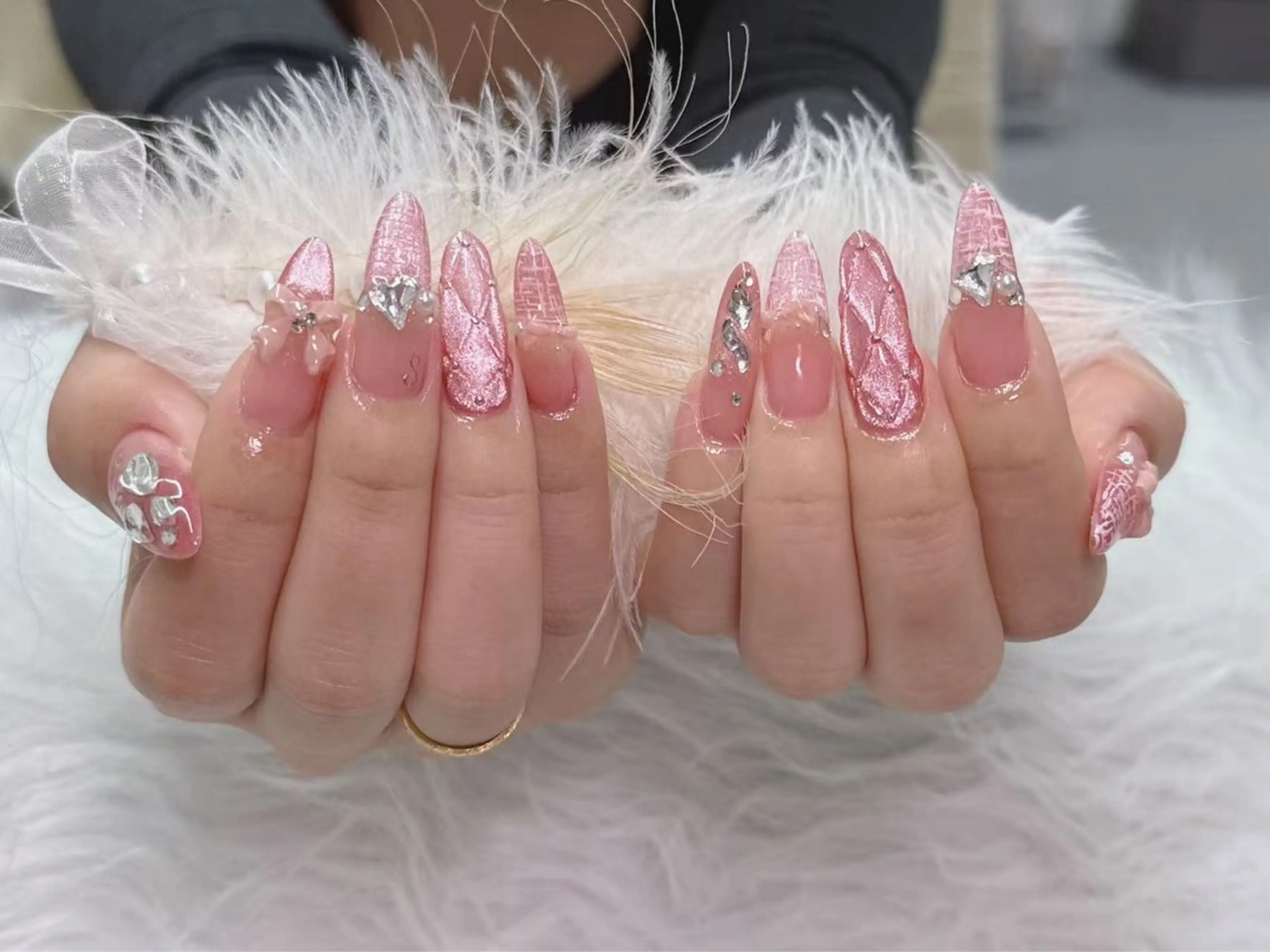 ネイル Glow Nail スカルプ専門店のネイルデザイン