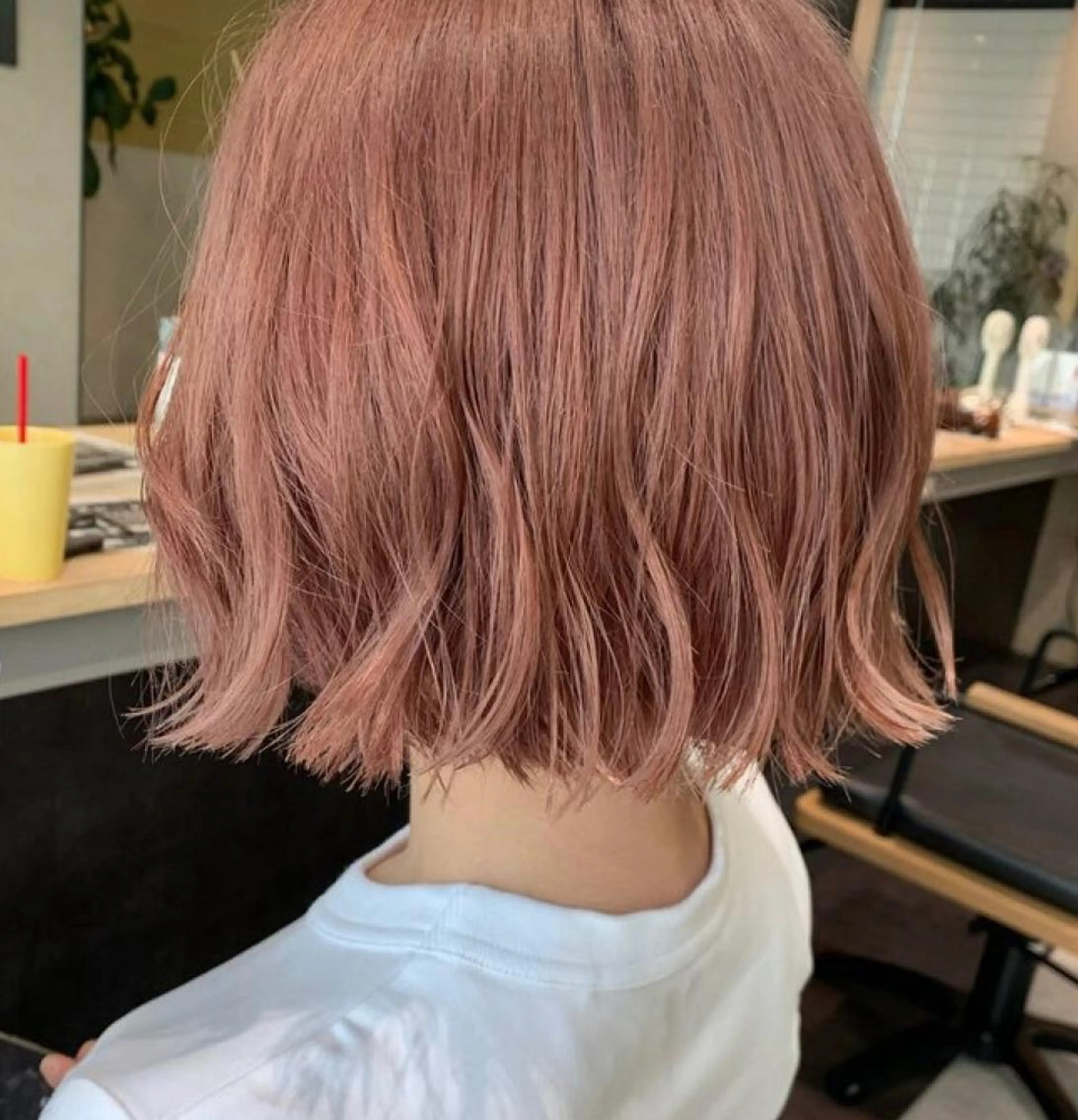 ミディアム カット ヘアカラー トリートメント 🤍aimi🤍 ウルフ/韓国ヘアのヘアスタイル