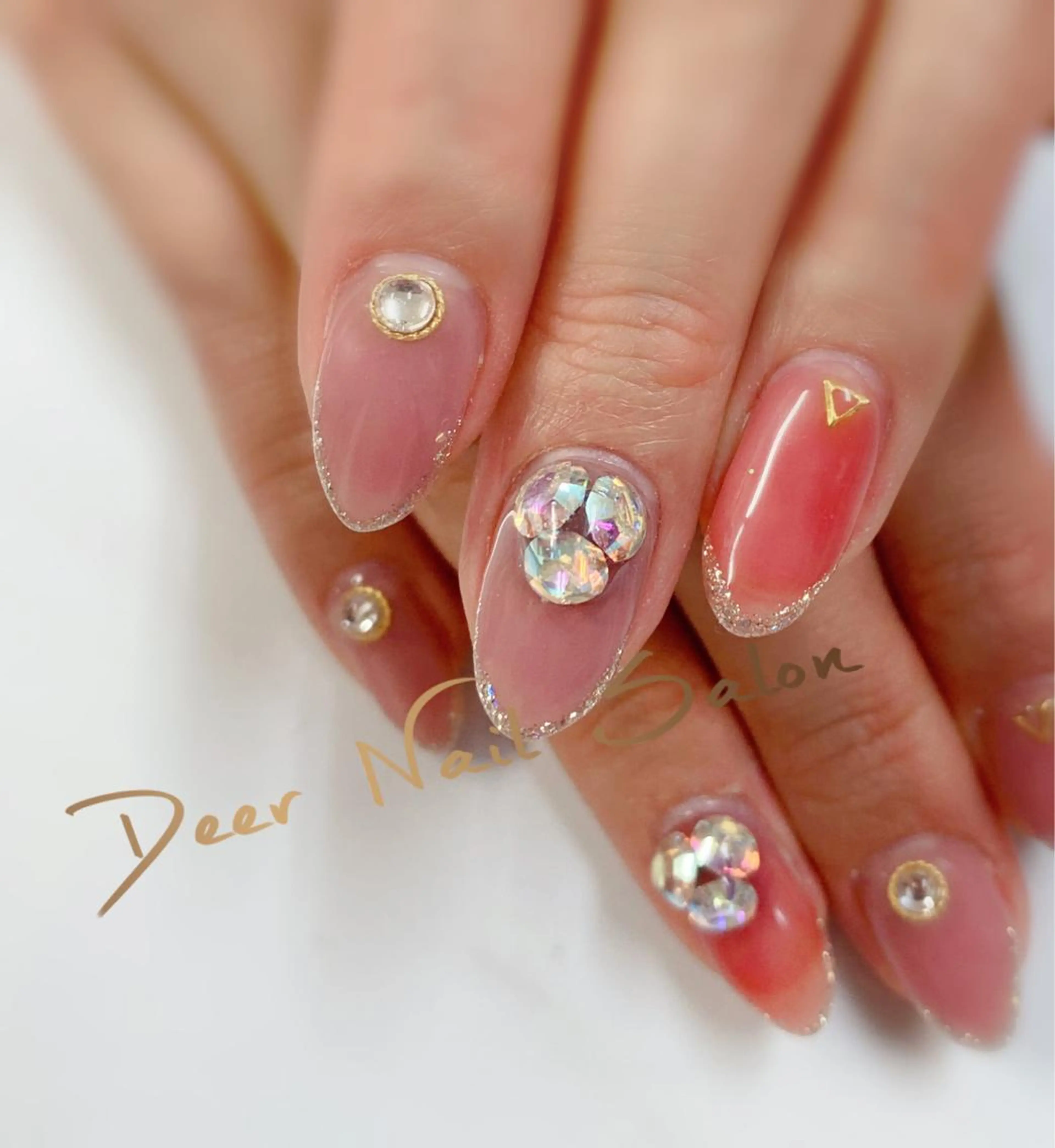 ネイル ハンドネイル Peachy 🍑のネイルデザイン