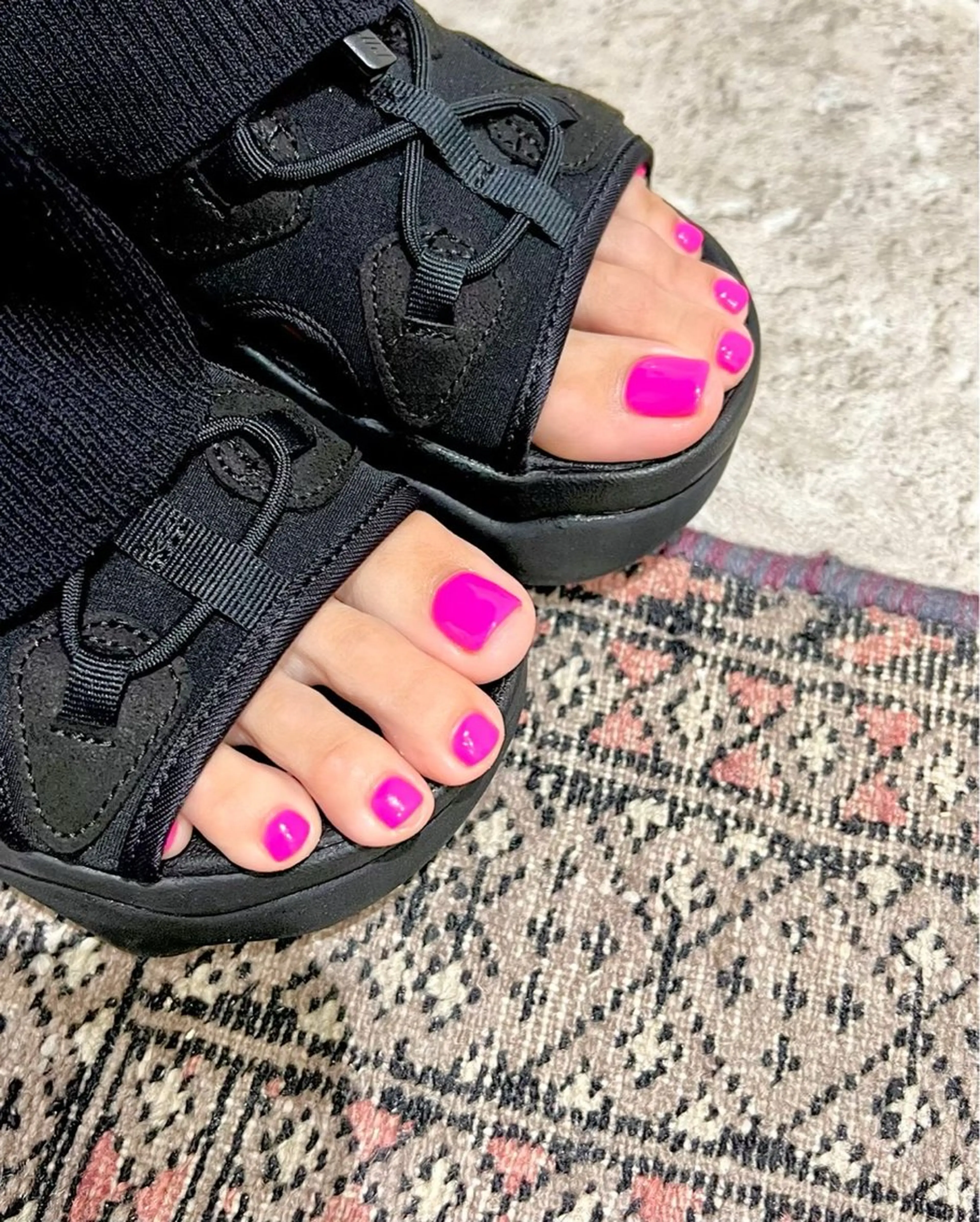 《Foot オフ有り ワンカラーorラメグラ》の写真