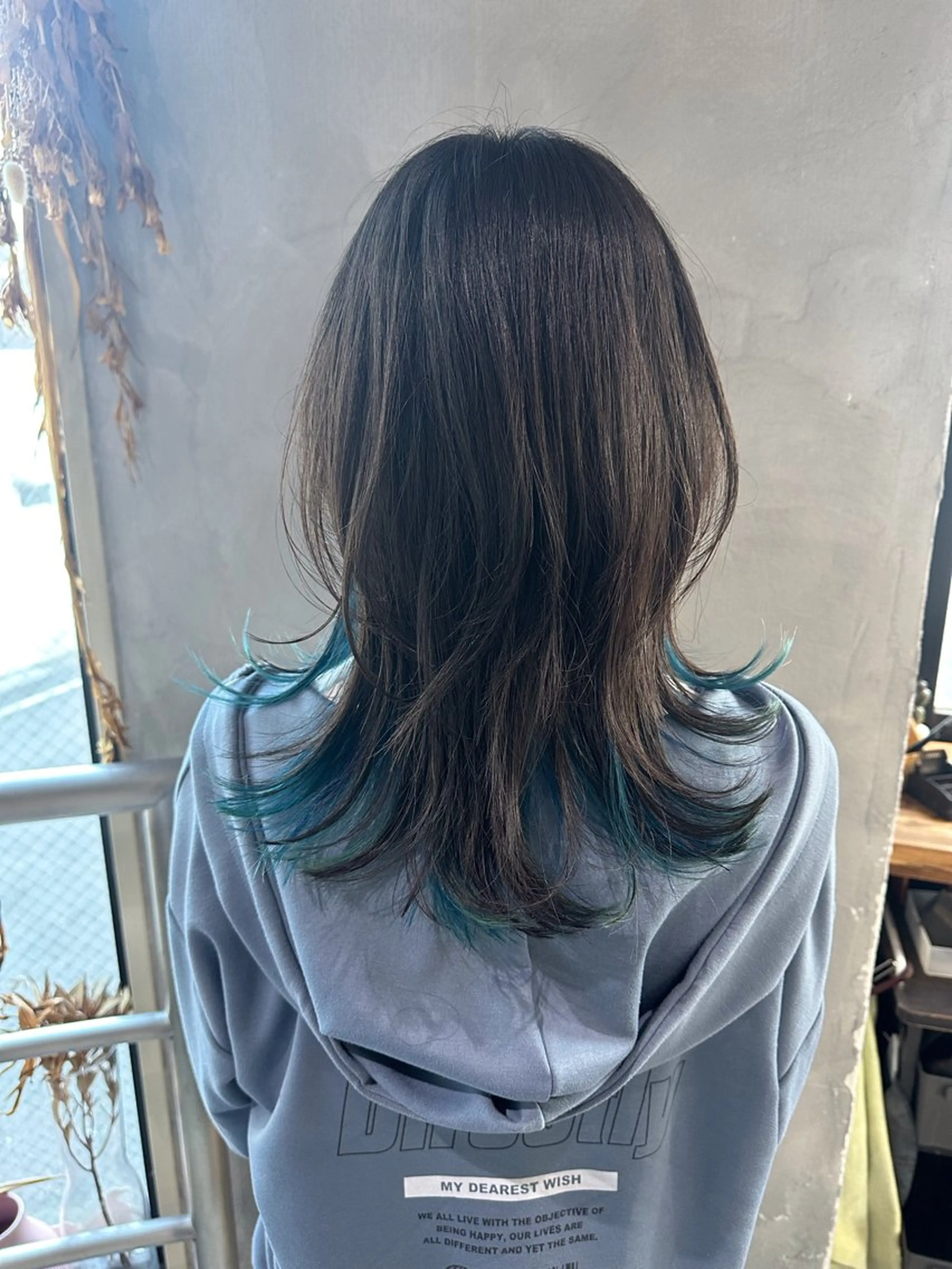 セミロング カラー アクアカラー ブルーカラー インナーカラー レイヤーカット ウルフカット ウルフ/レイヤー🪐 MANAのヘアスタイル