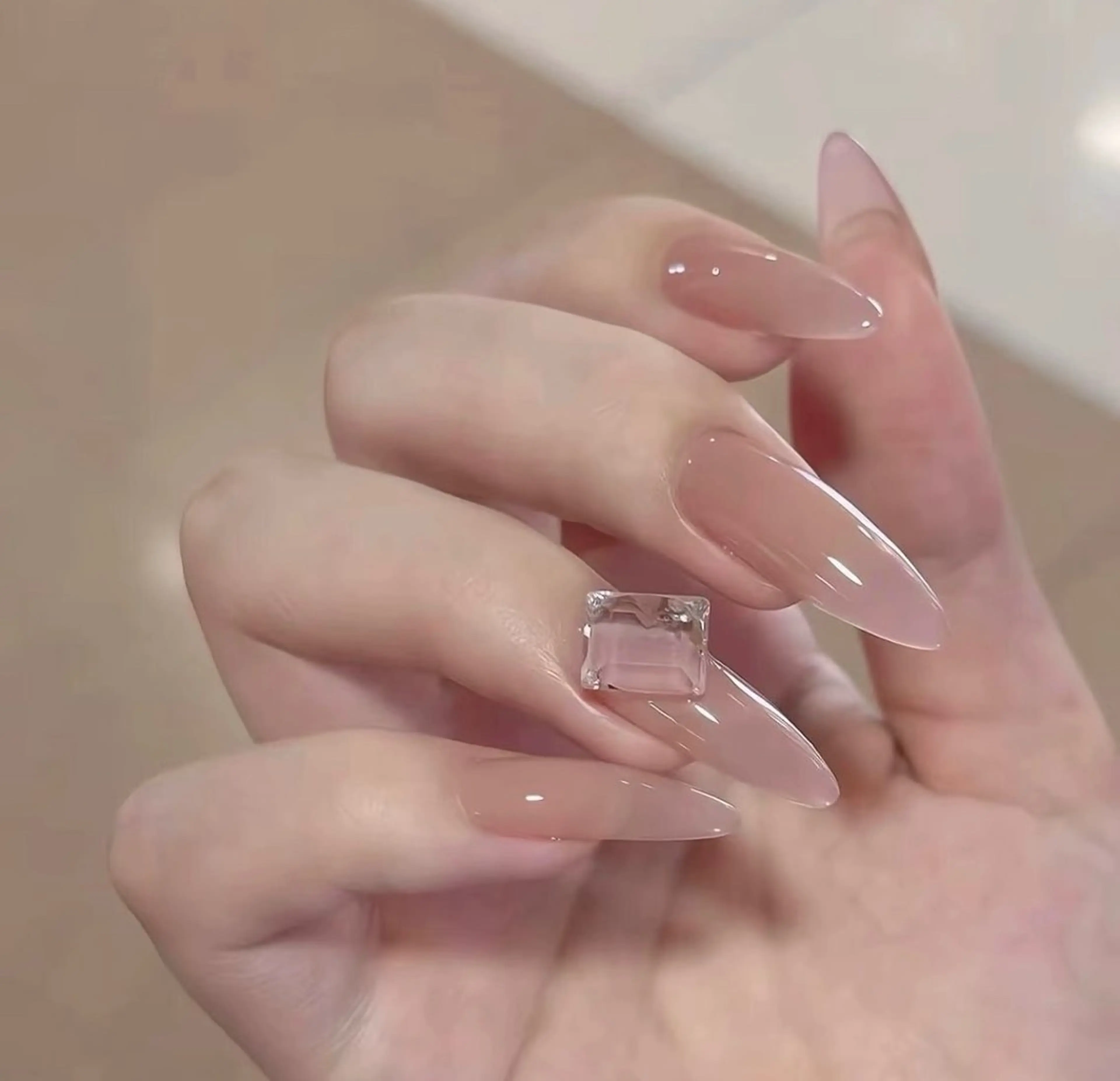 ネイル チークネイル 長さ出し フレンチネイル ガーリー 韓国ネイル sun nail池袋 モデル募集のネイルデザイン