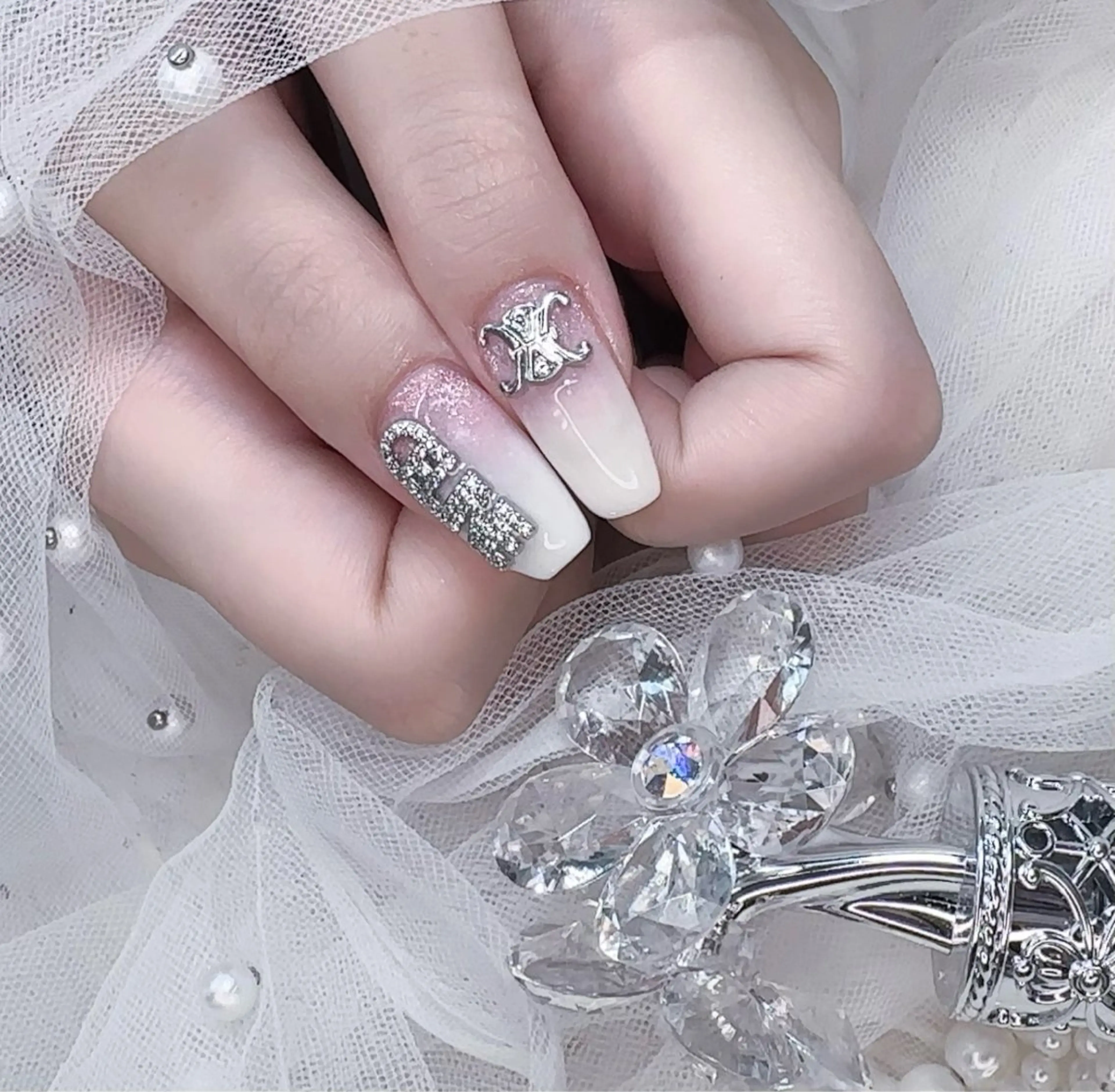 ネイル R salonのネイルデザイン