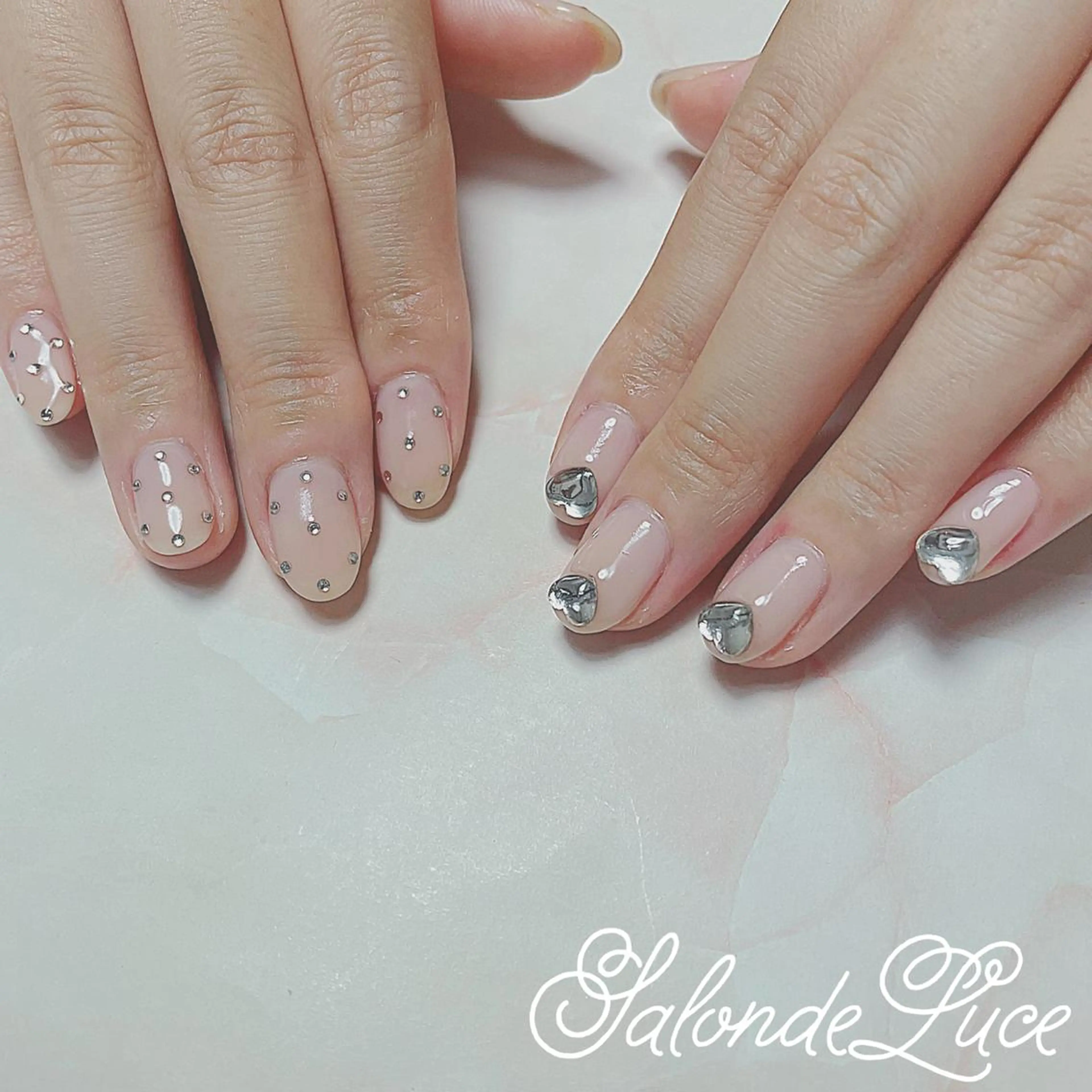 ネイル キラキラネイル ワンカラーネイル Salon de Luceのネイルデザイン