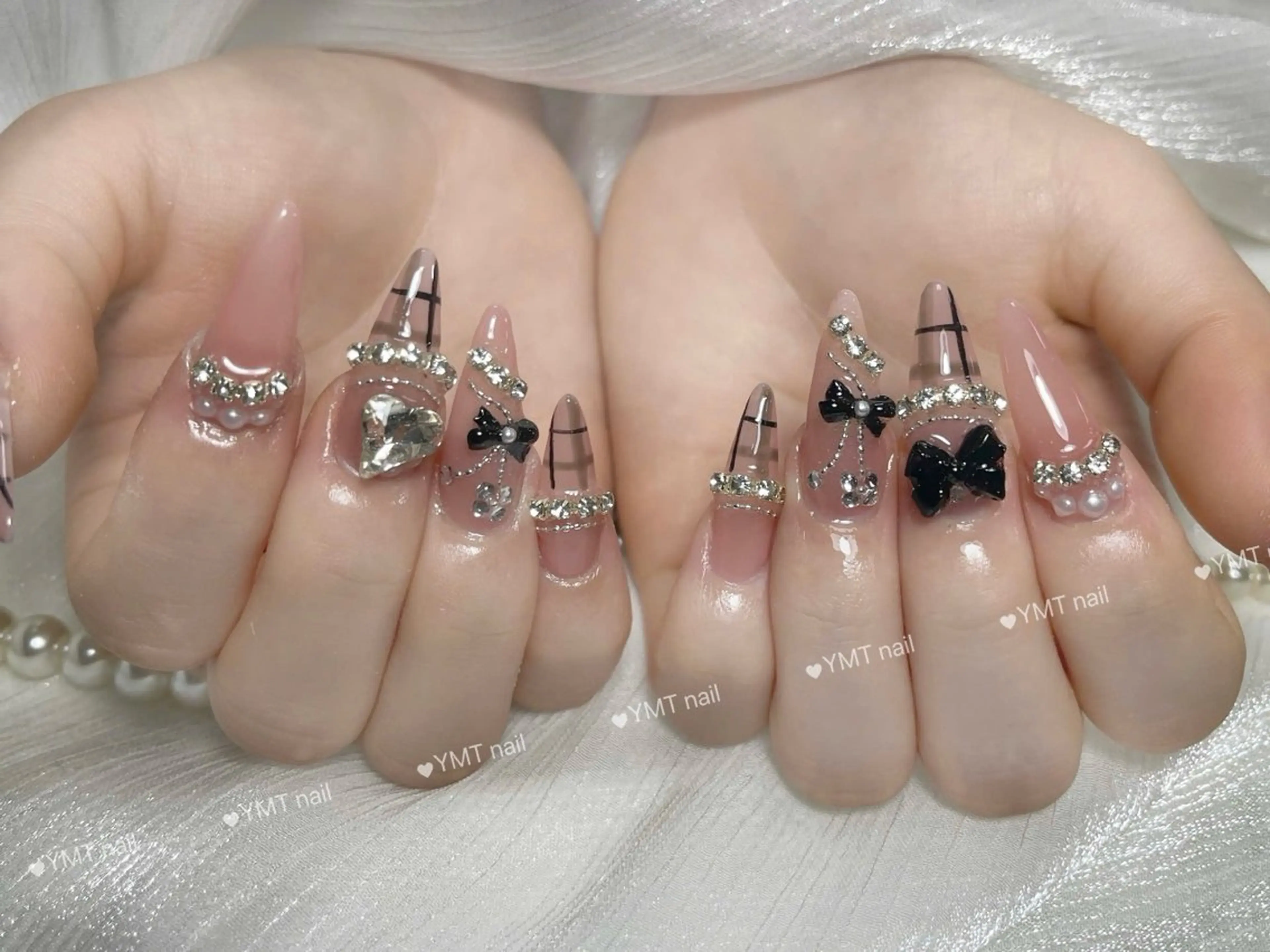 ネイル 長さ出し フットネイル ジェルネイル 韓国ネイル マグネットネイル ハンドネイル YMT NailStudioのネイルデザイン