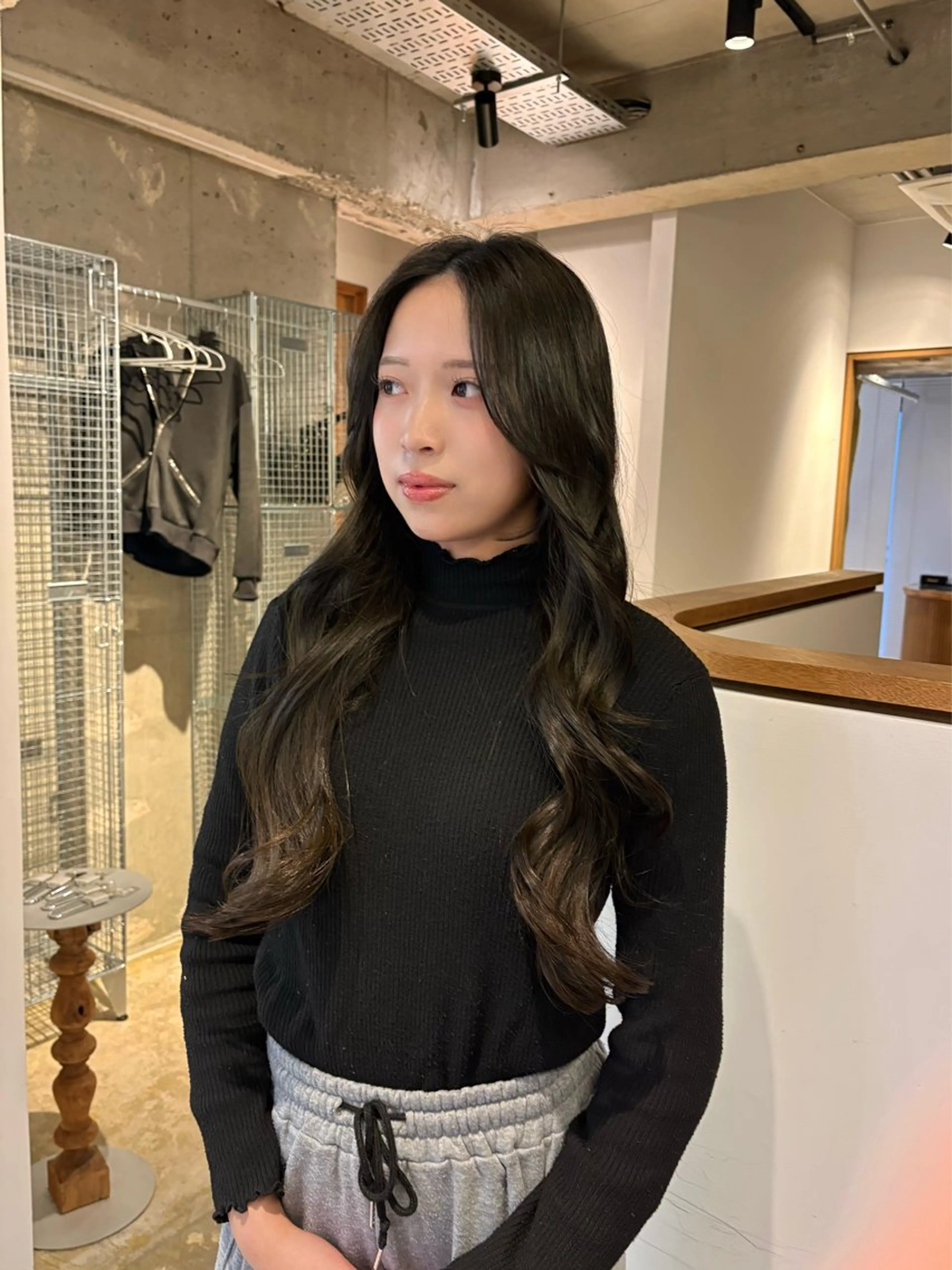 ロング カラー ブリーチ 透明感カラー グレージュ ブリーチなしカラー オリーブグレージュ ヘアカラー 名駅/ブリーチカラー /masaki⠀のヘアスタイル