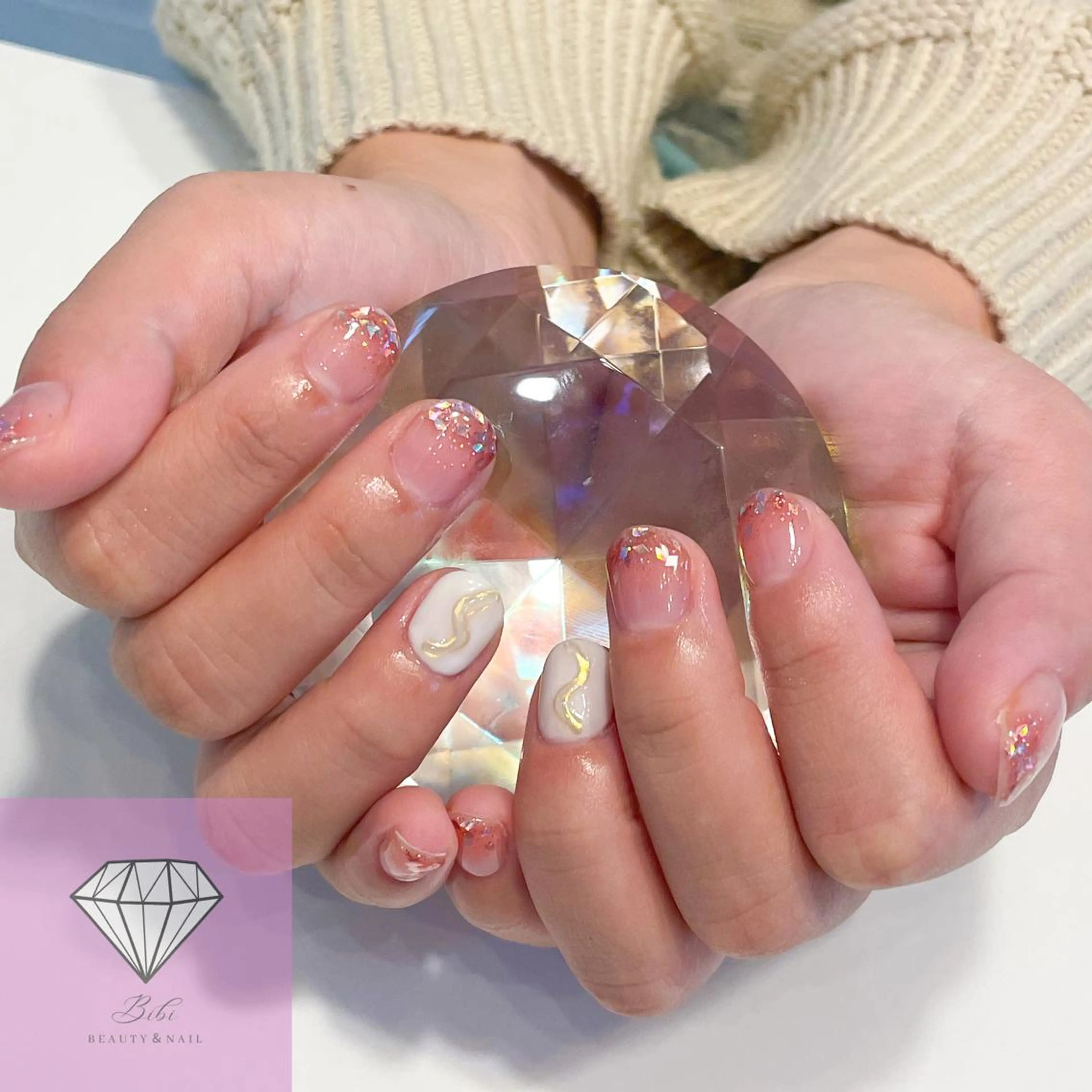 ネイル クリアネイル ワンカラーネイル ピンク ハンドネイル ネイルサロン💎 Bibiのネイルデザイン