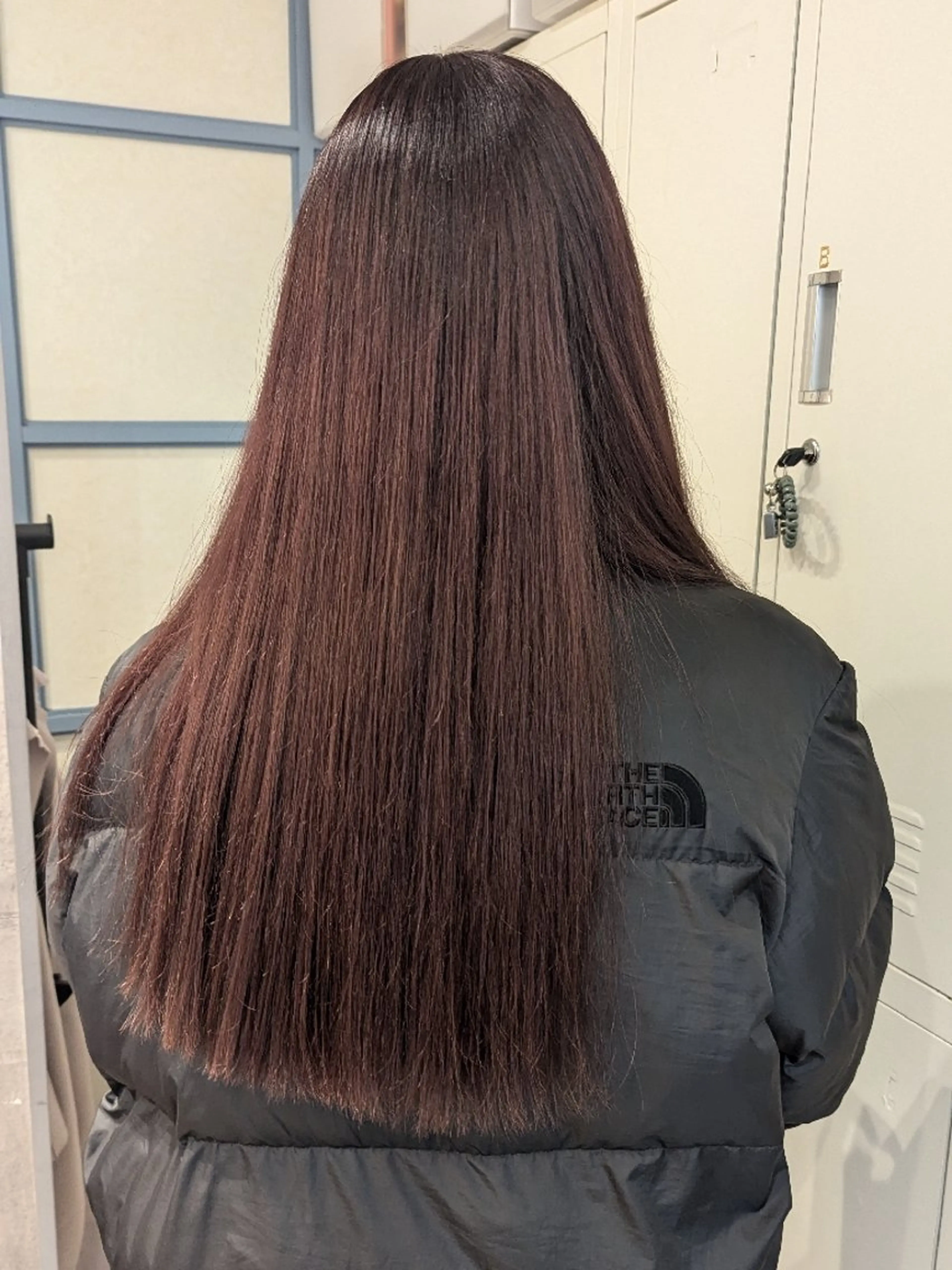 ロング カラー レッドカラー 🏹MIYU￤抜け感 ×柔らかカラーのヘアスタイル