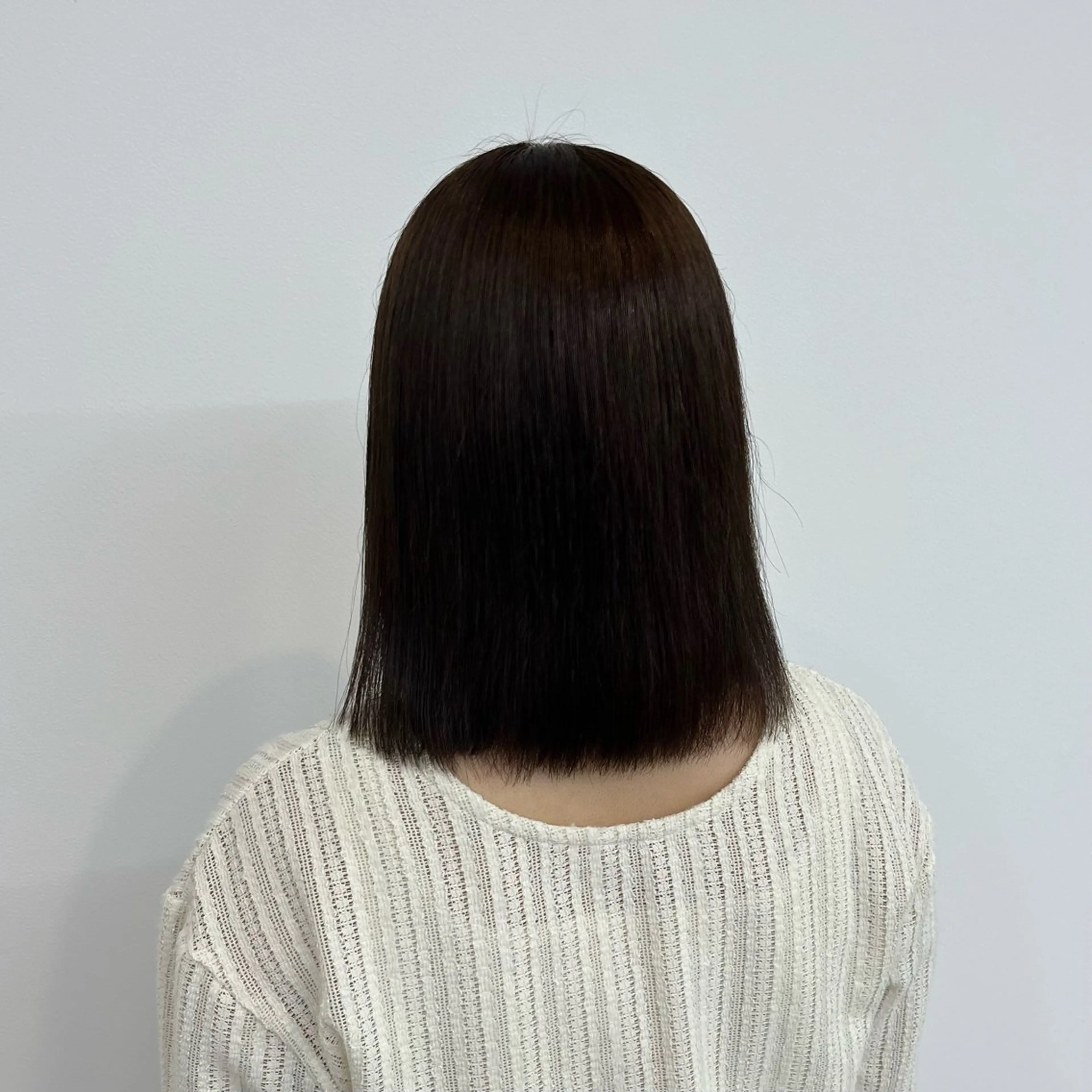 カラー ルプラボウ 鈴木 莉菜のヘアスタイル