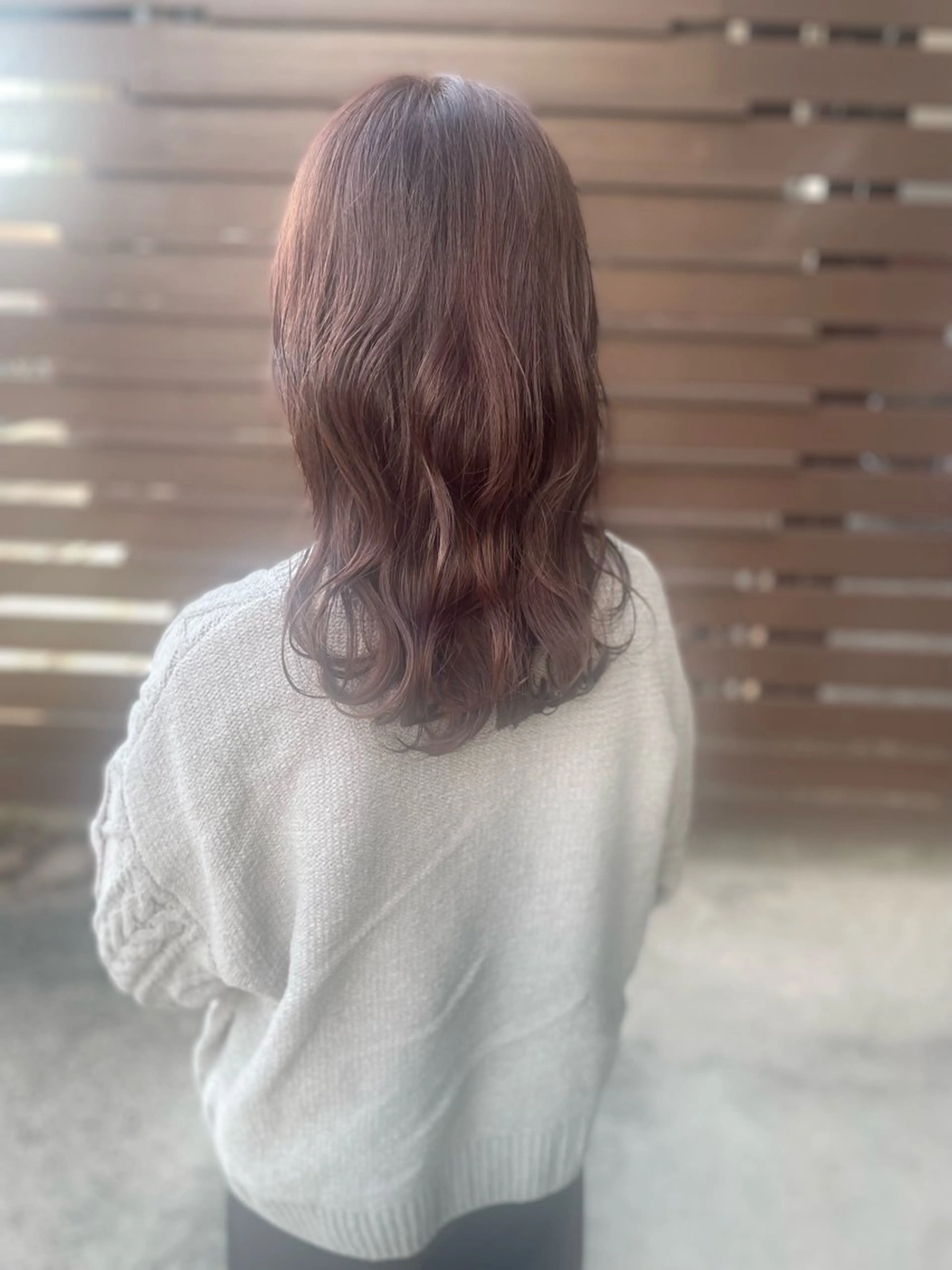 セミロング カラー 日高 香織のヘアスタイル