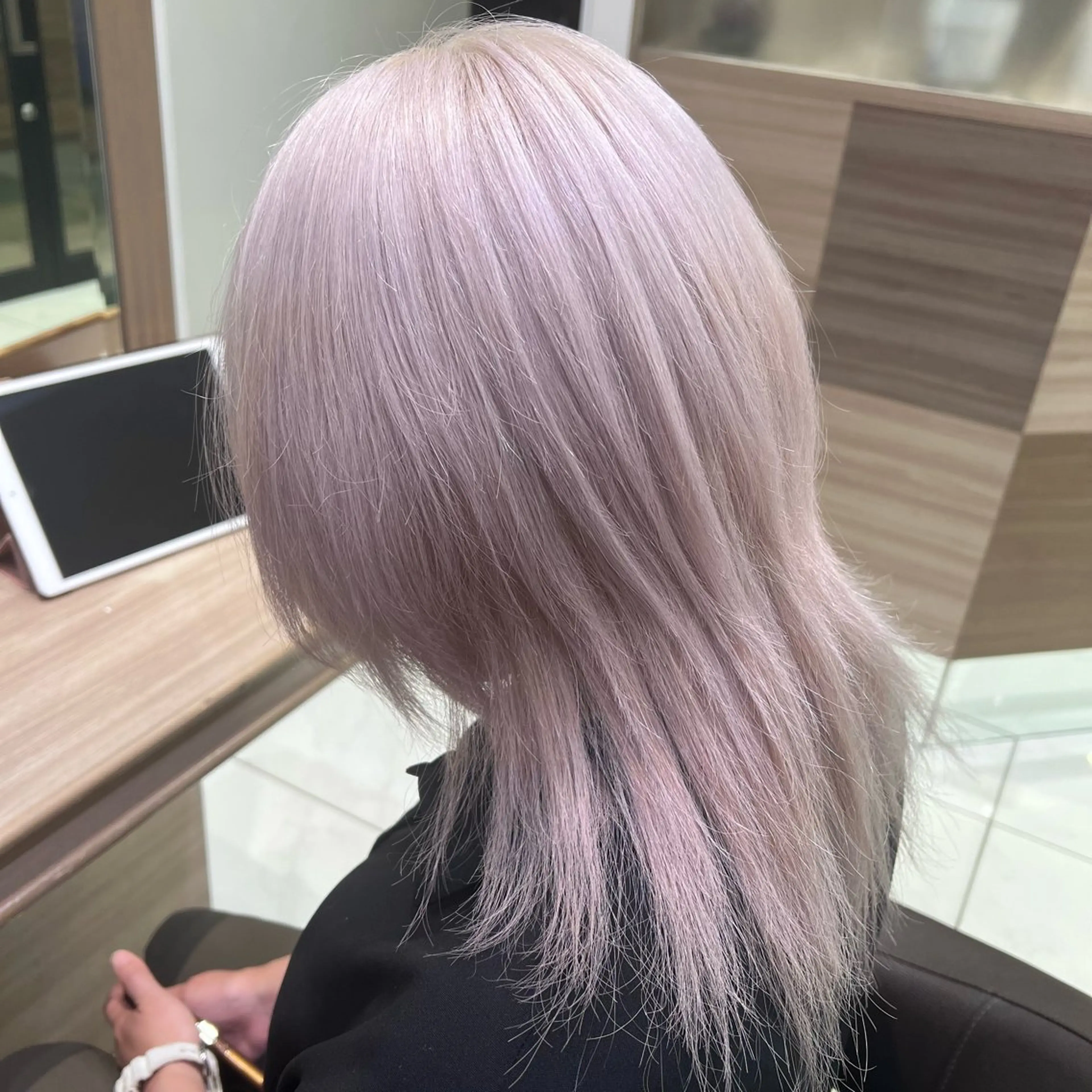 ミディアム カラー ヘアカラー トリートメント ウルフ×ハイトーン 🐺ryuyaのヘアスタイル