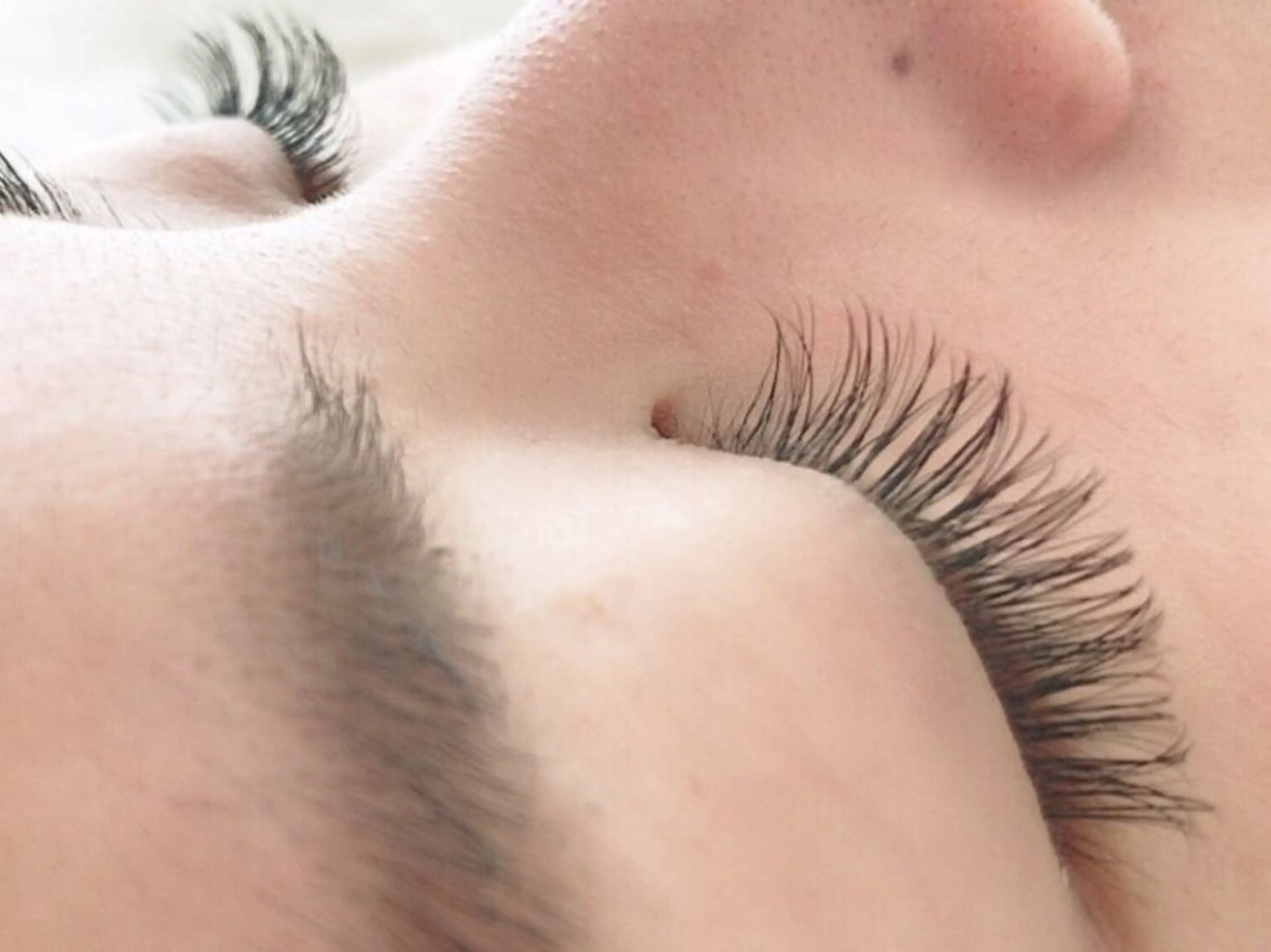 マツエク・マツパ DIANE  NA tomoの眉毛・アイブロウイメージ