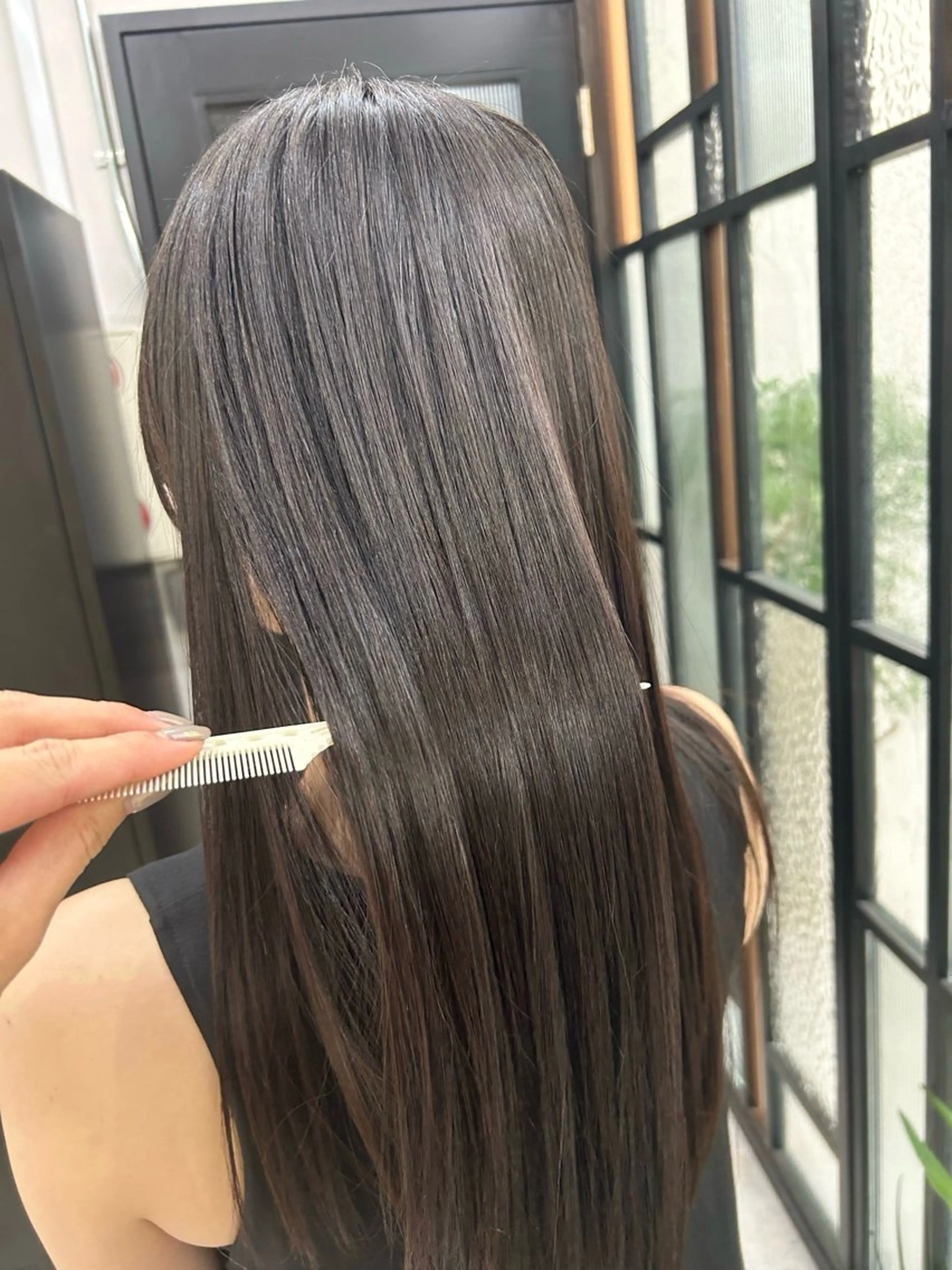 ロング トリートメント カット 縮毛矯正 トリートメント 髪質改善/艶カラー /レイヤーカット💛のヘアスタイル