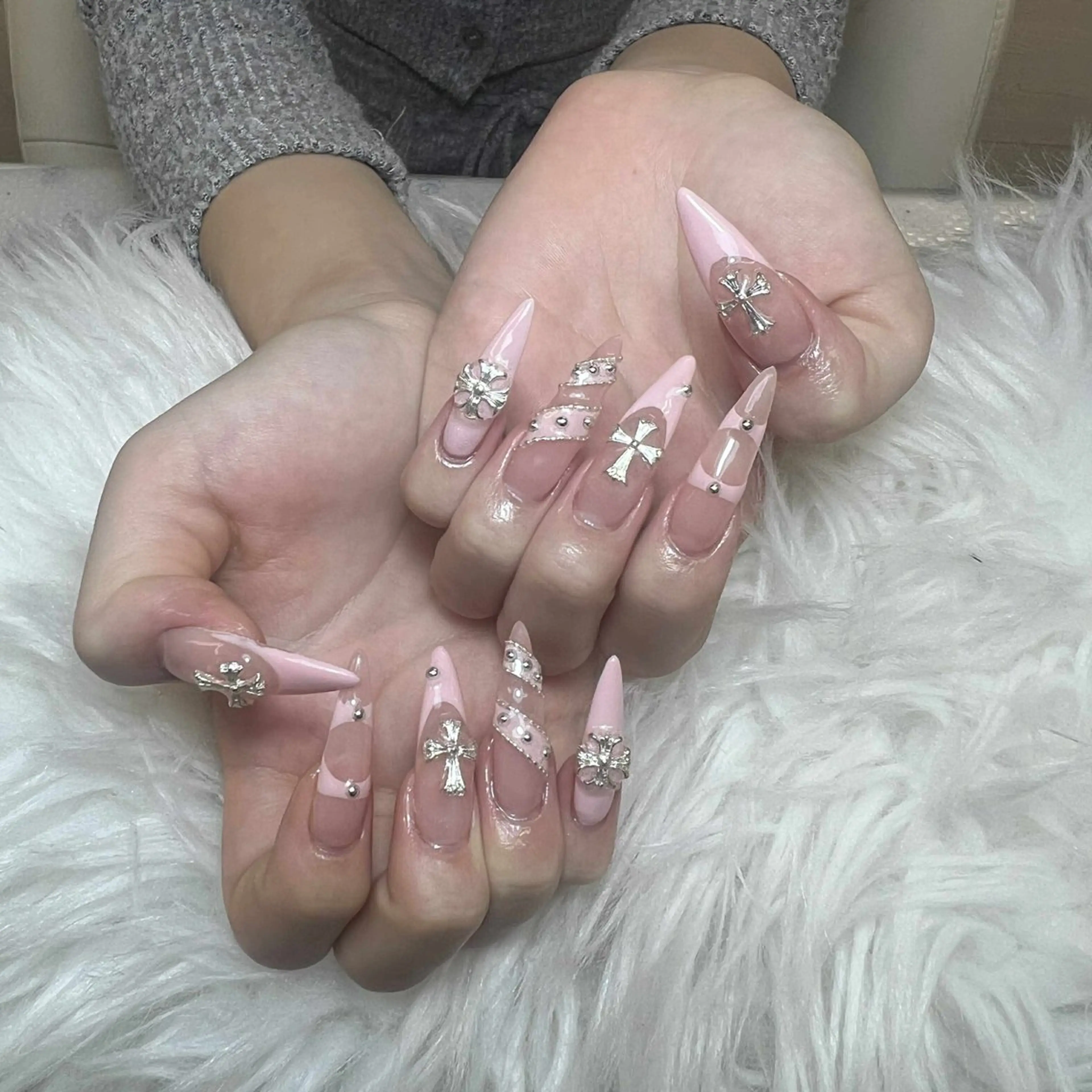 ネイル ハンドネイル ハンドケア Anh Nail 歌舞伎町のネイルデザイン