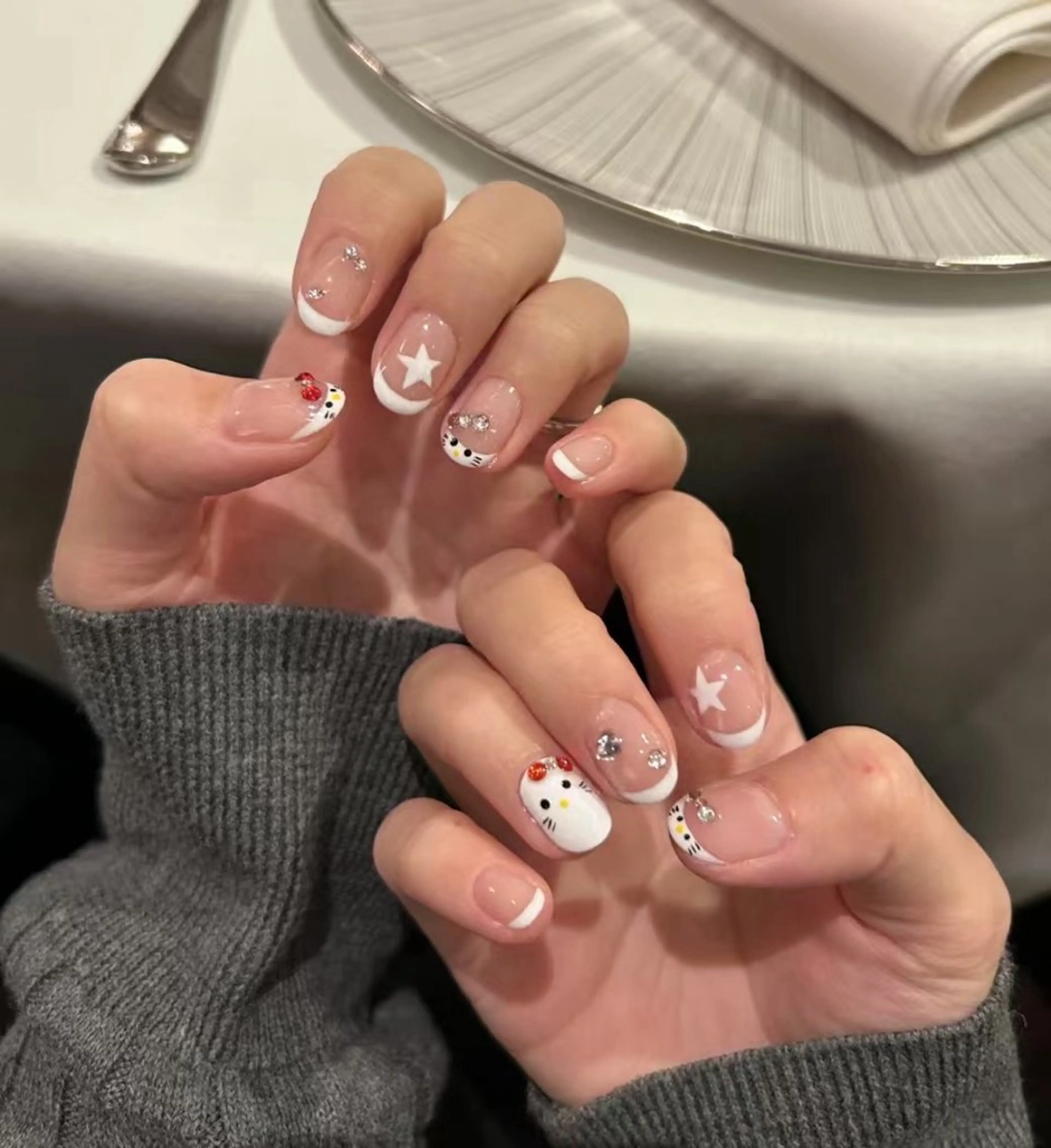 ネイル ハート 韓国ネイル オフィスネイル ワンカラーネイル シンプルネイル ハンドネイル Lynn_ Nailのネイルデザイン