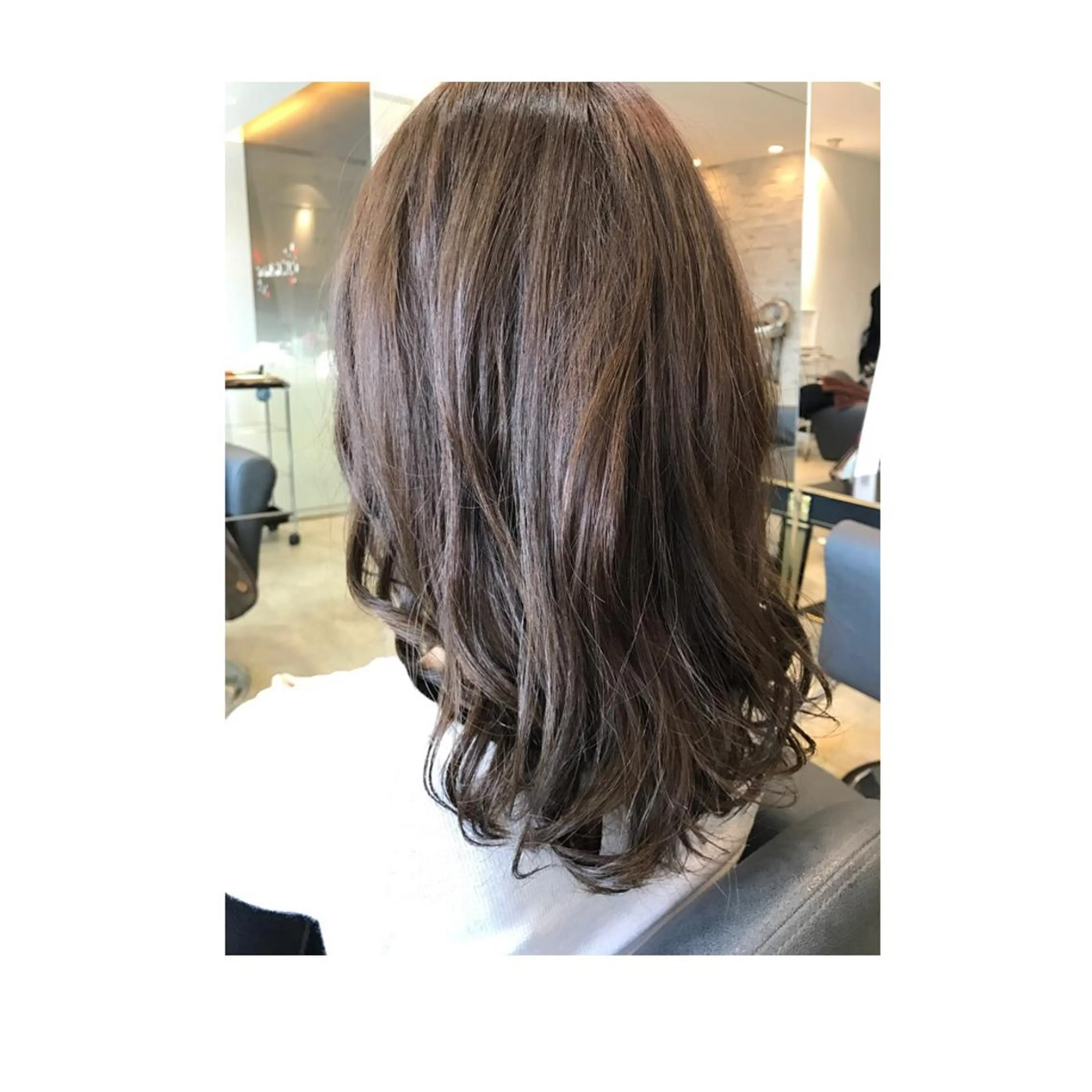 ミディアム カラー ブリーチ特化 梅田本多翔のヘアスタイル