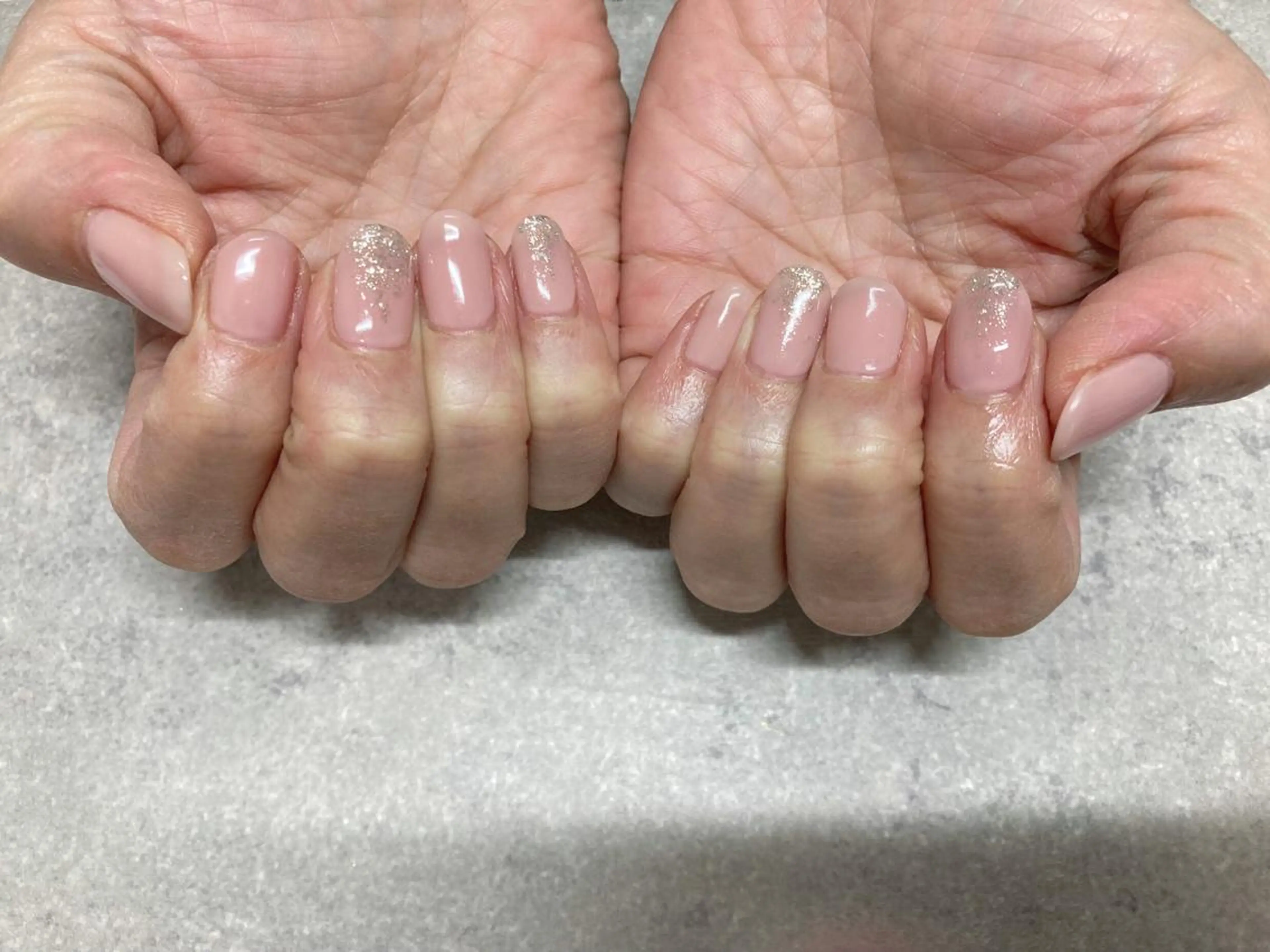 ネイル フットネイル ジェルネイル キラキラネイル 韓国ネイル マグネットネイル mogunail &blowのネイルデザイン