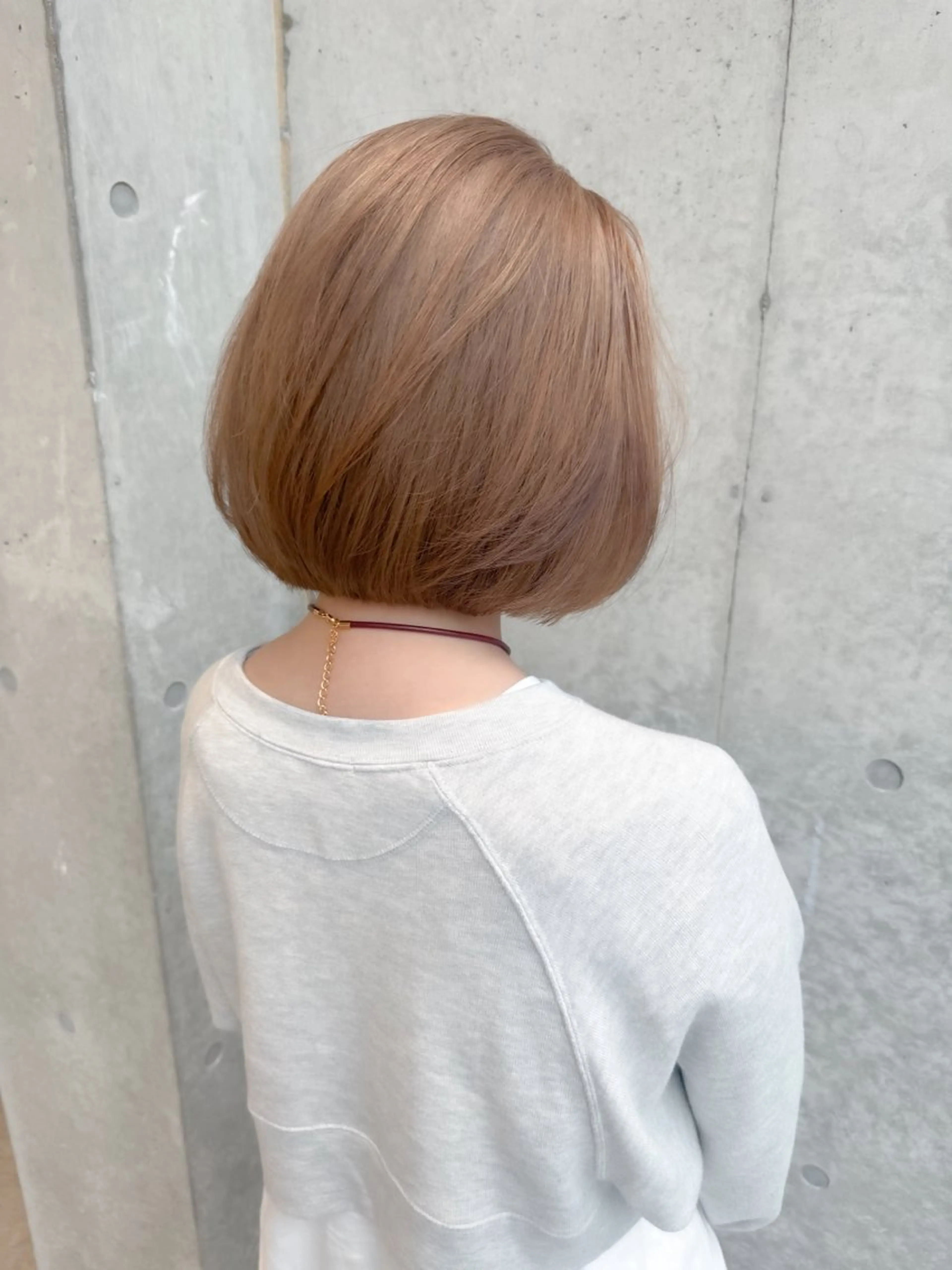 ショート カラー ヘアアレンジ ミニボブ/ブリーチ 🌈MISATOのヘアスタイル