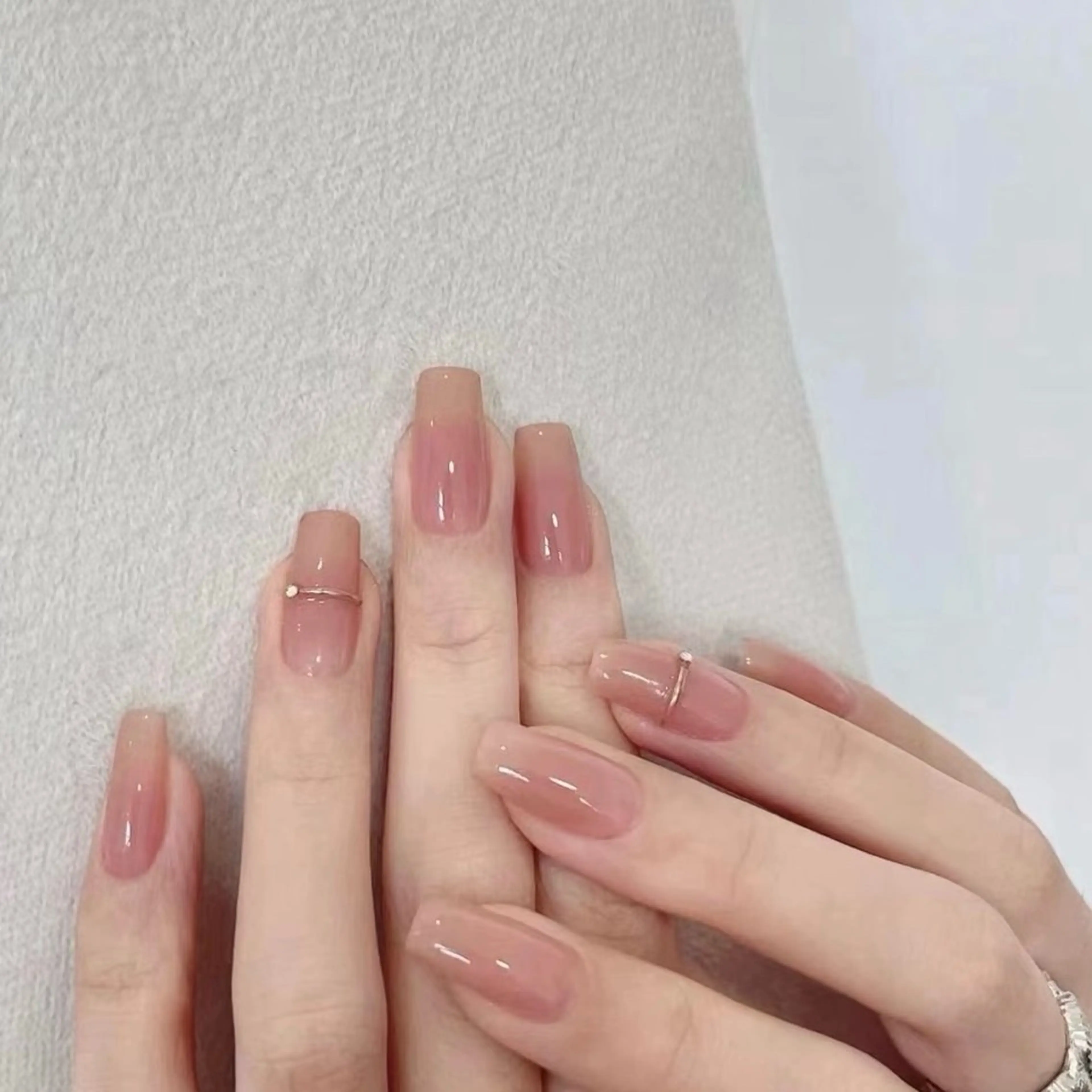 ネイル チークネイル 長さ出し フレンチネイル ガーリー 韓国ネイル sun nail池袋 モデル募集のネイルデザイン