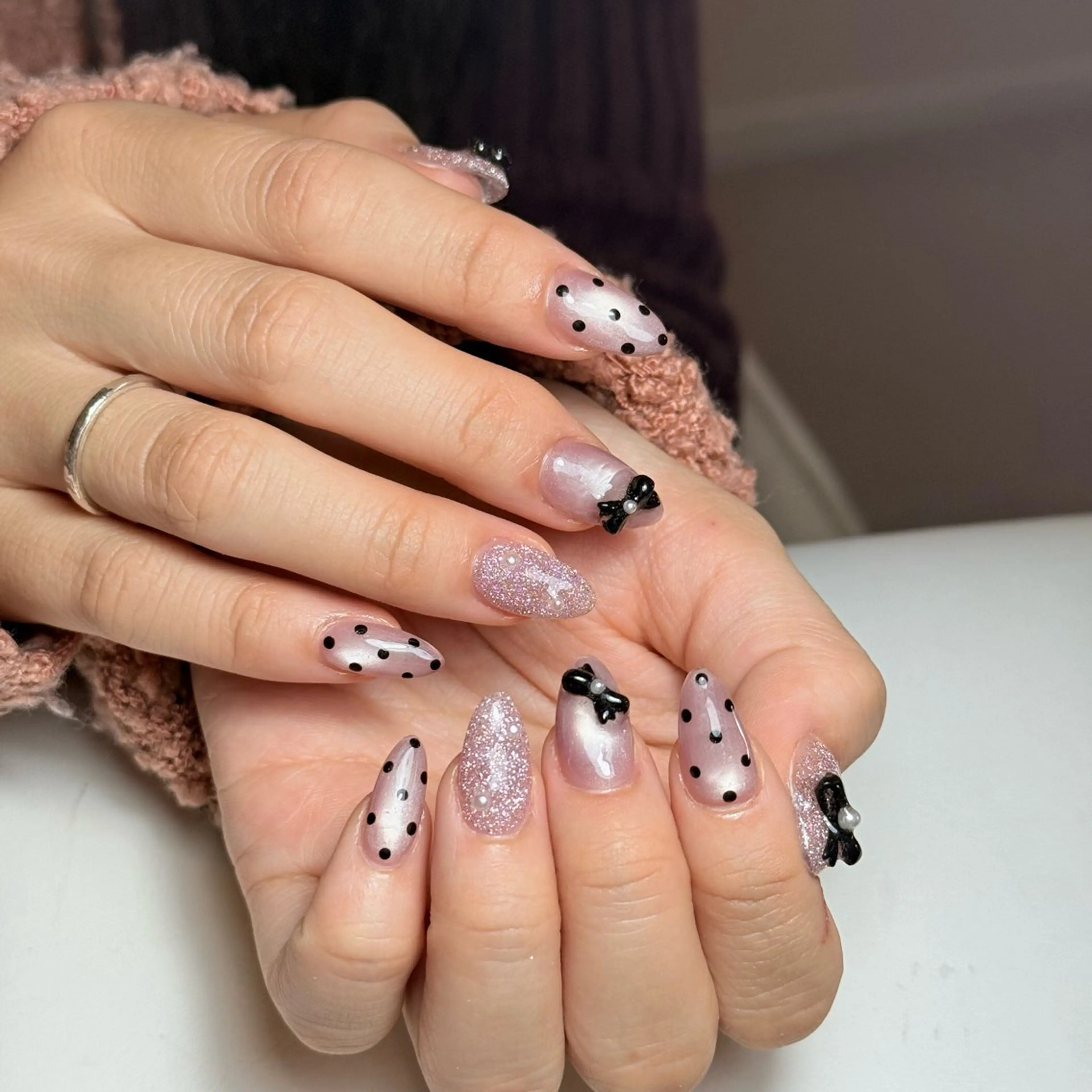 ネイル チークネイル フレンチネイル グラデーション キラキラネイル 韓国ネイル ハンドネイル Risa_ Nailのネイルデザイン
