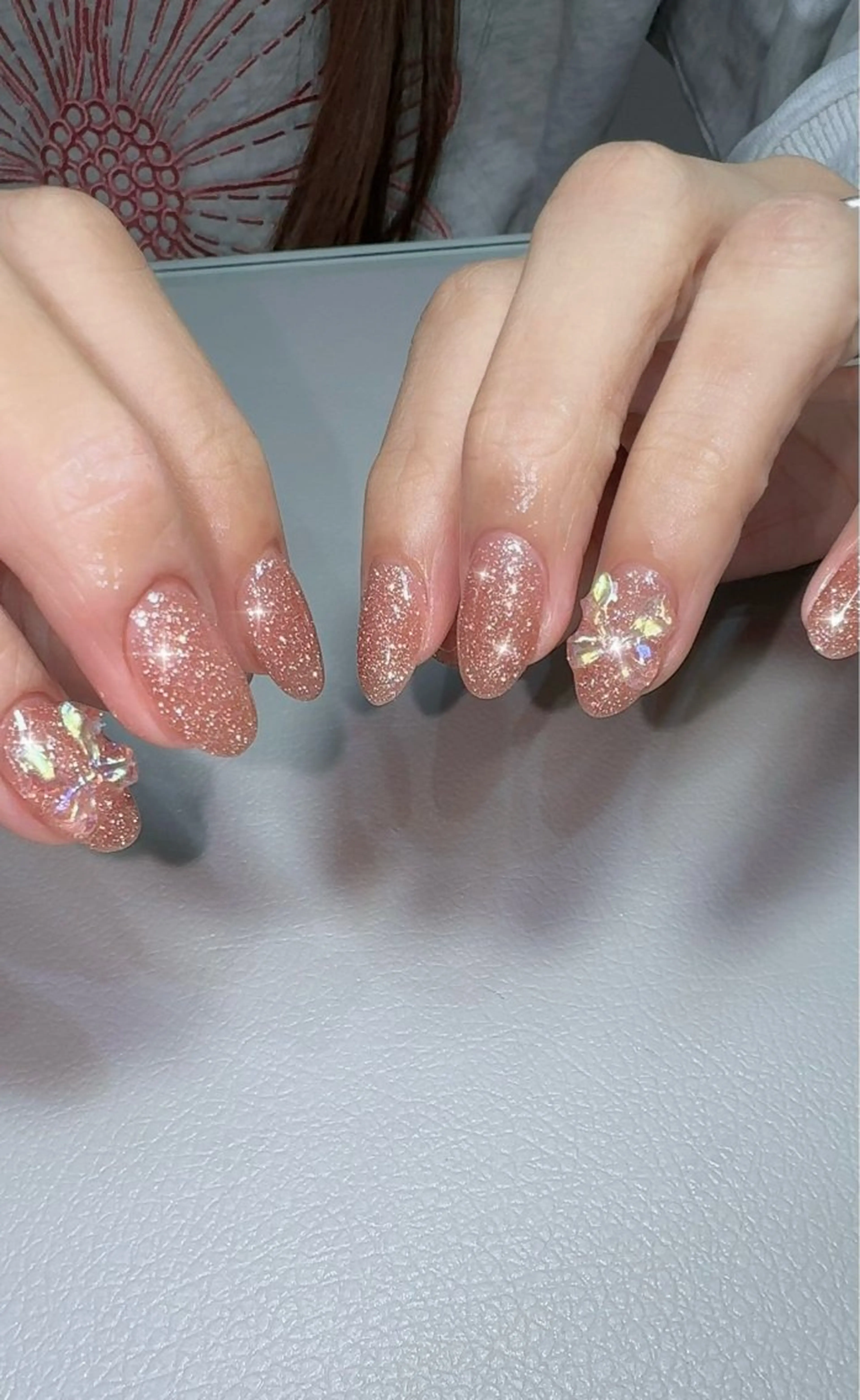 ネイル フラッシュネイル キラキラネイル リボン nailsalon urümのネイルデザイン