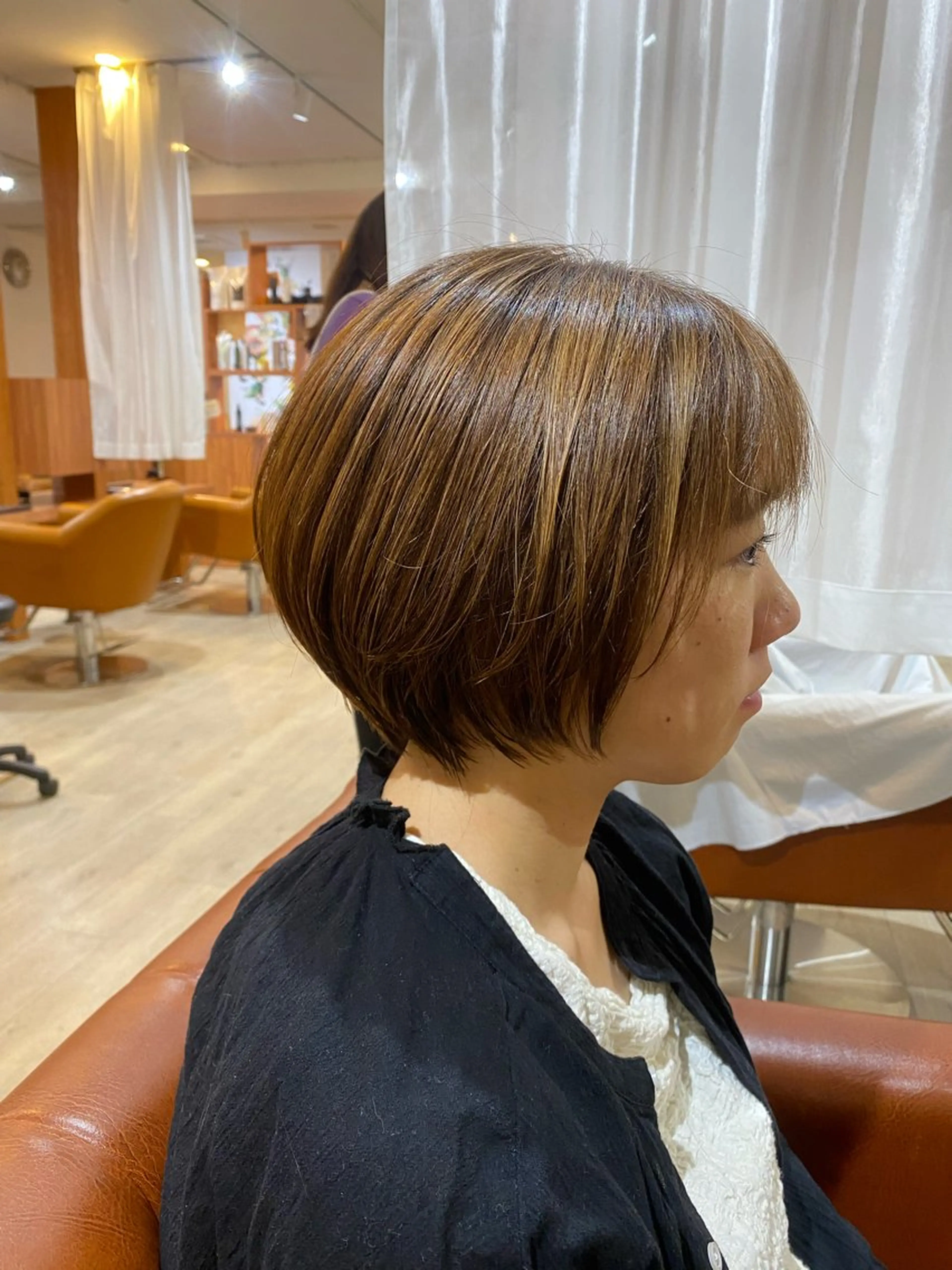 ショート カラー 似合わせカット ショートヘア トリートメント カット ヘアカラー トリートメント 縮毛矯正とレイヤー カット/杉村凜汰郎のヘアスタイル