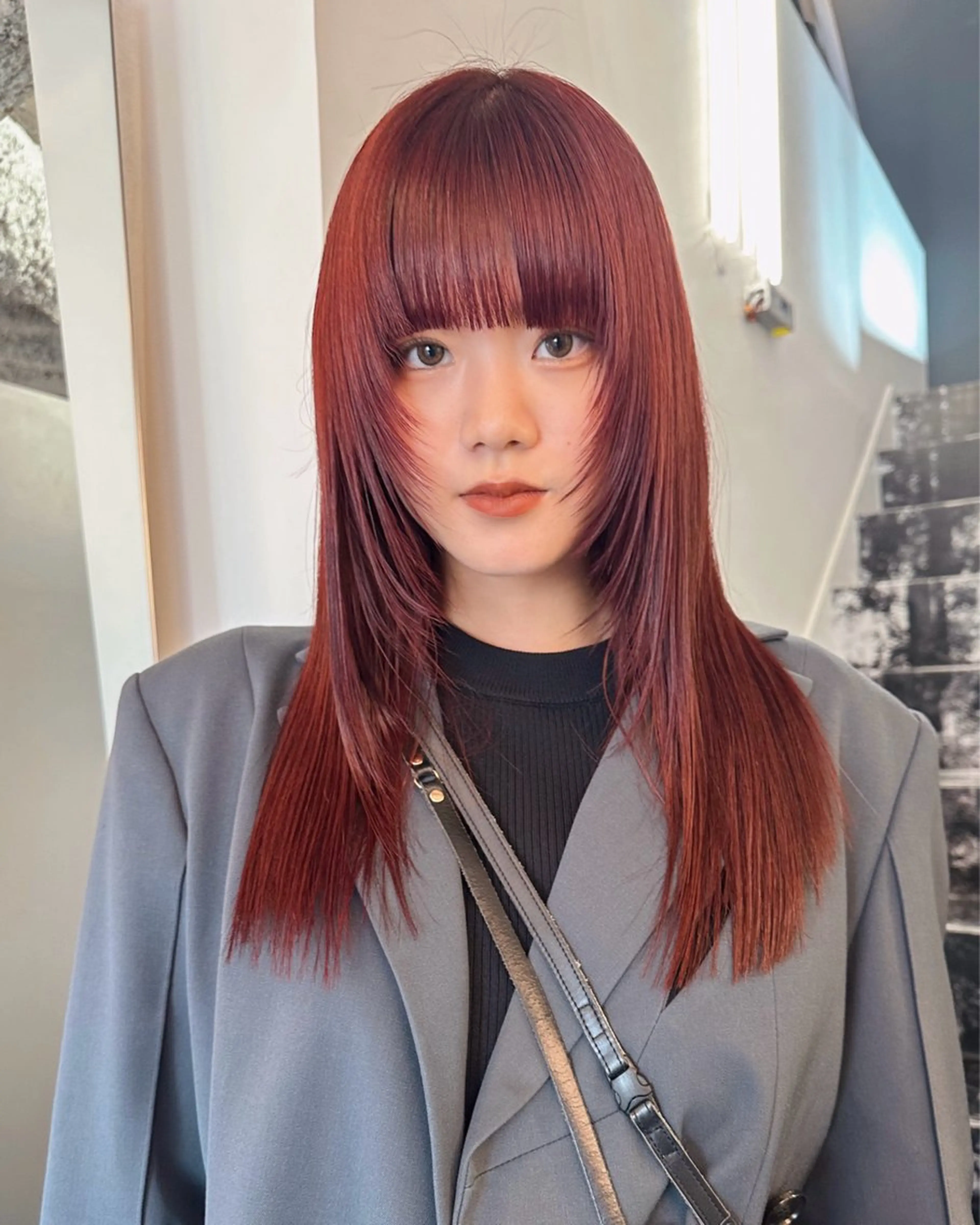 ワンカラー『外国人風カラー ブリーチなし ブルーブラック オレンジ レッドカラーモデル 白髪染め 』の写真