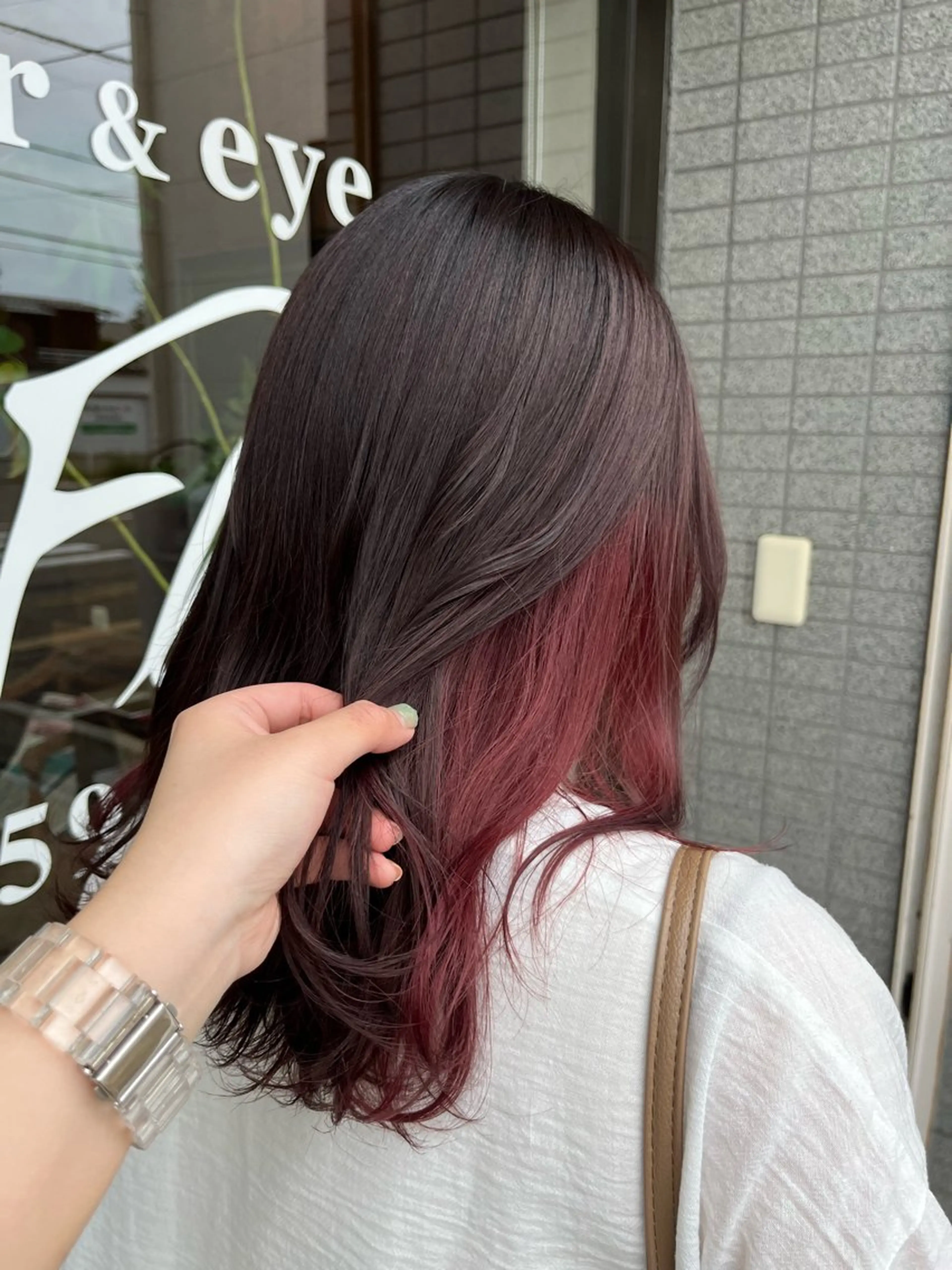 ミディアム 立野 希沙のヘアスタイル