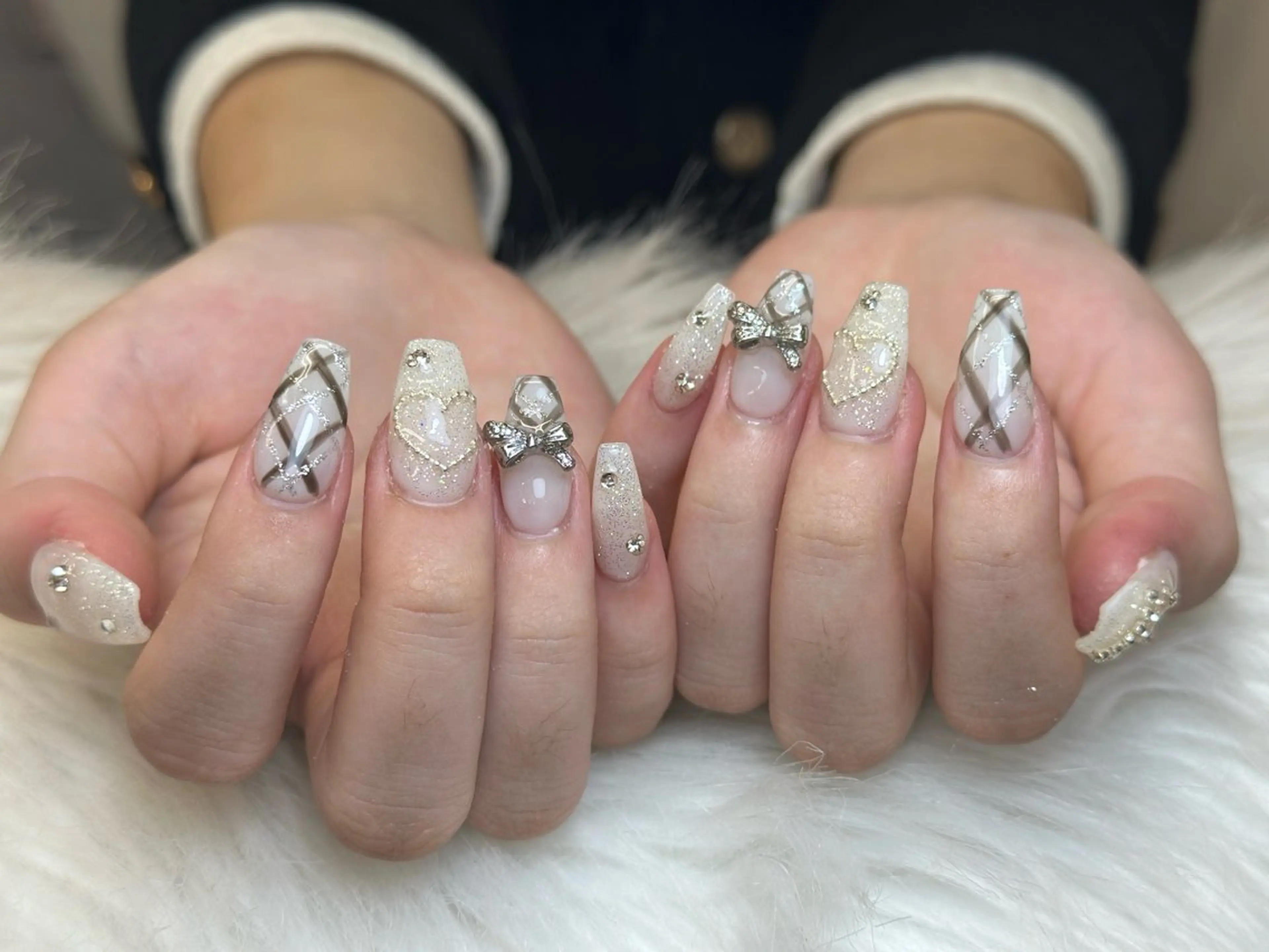 ネイル アートネイル ジェルネイル マグネットネイル ハンドネイル JennNail_ マオのネイルデザイン