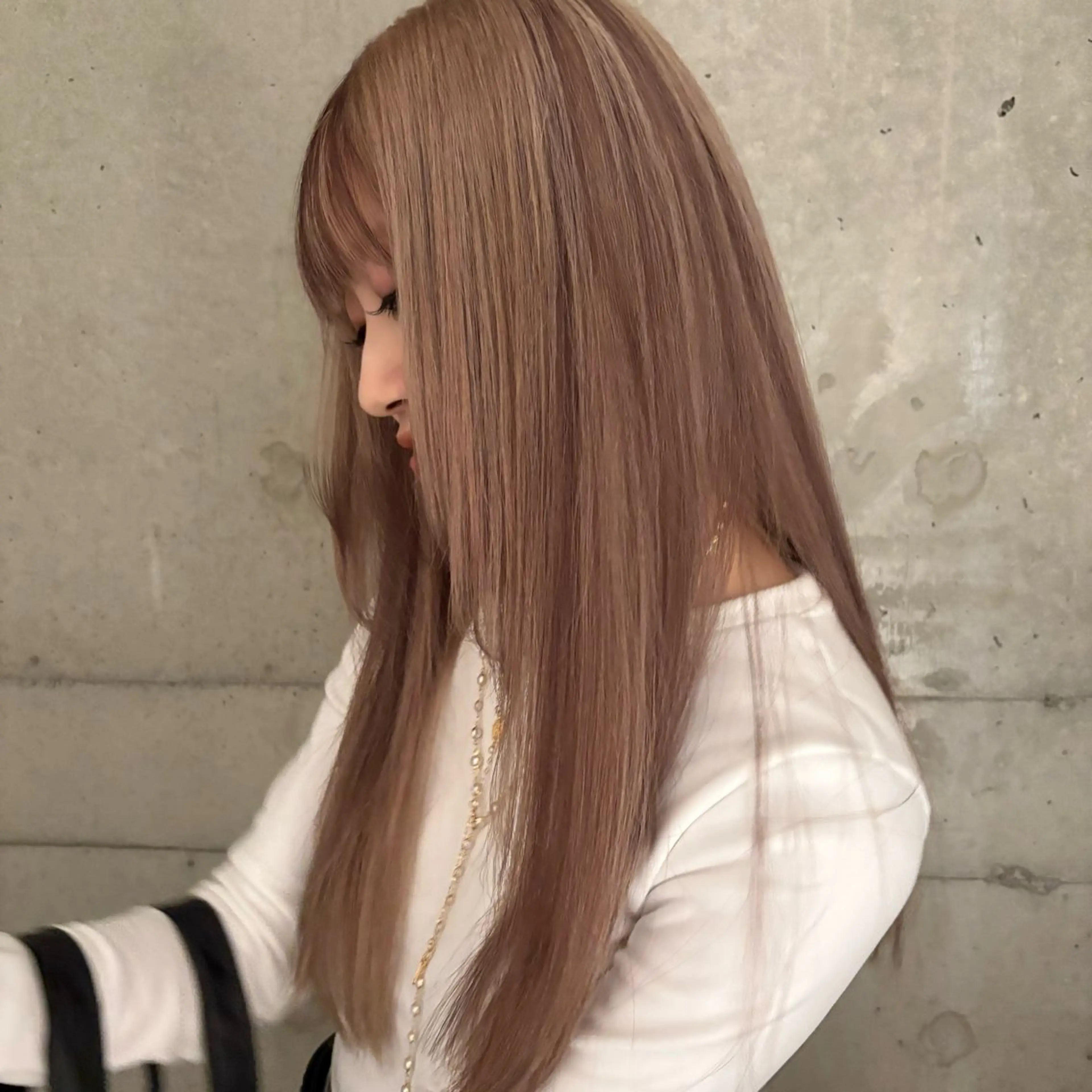 ロング カラー nonoka/ ブリーチ/モニカのヘアスタイル