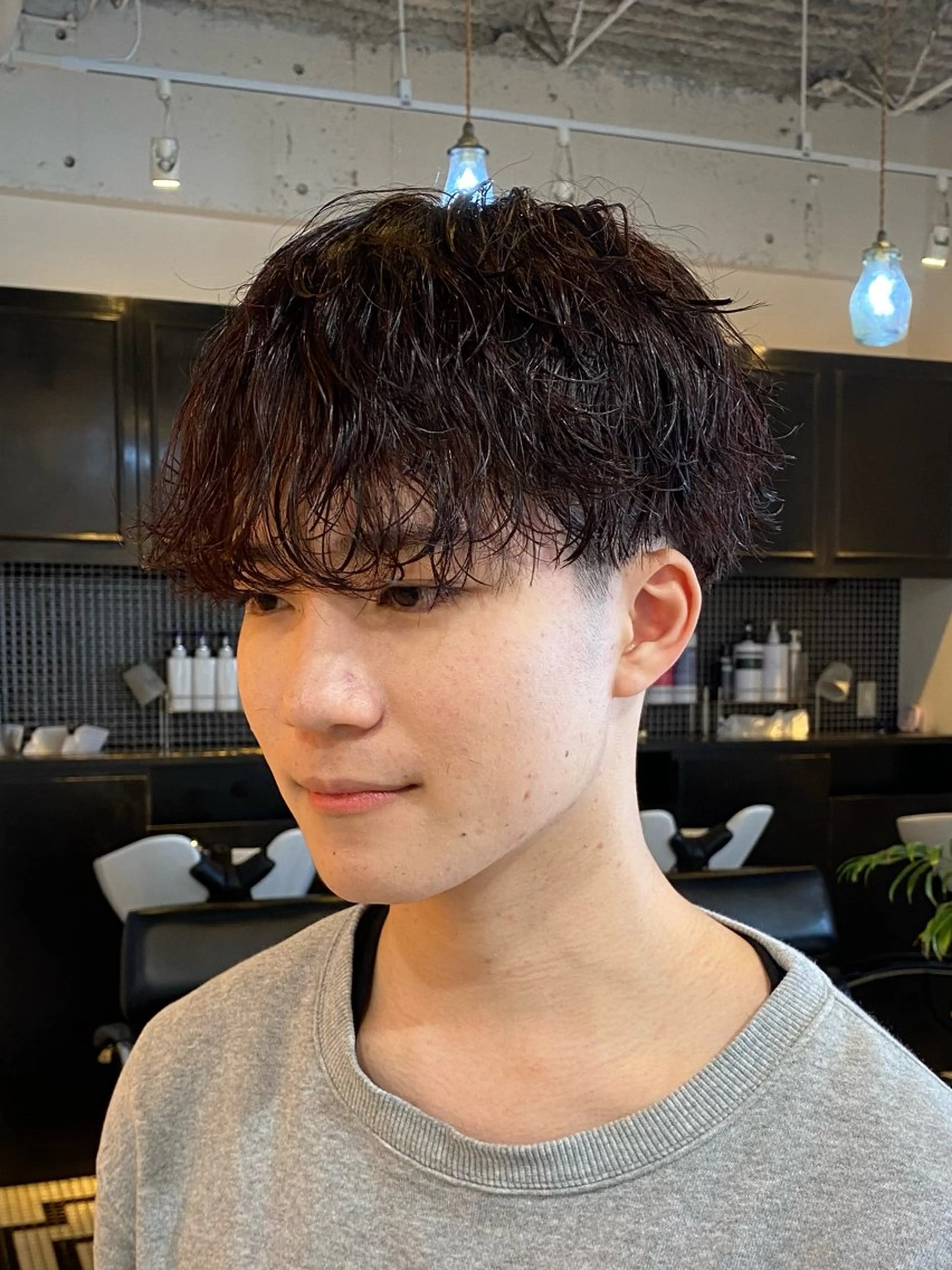 ショート パーマ メンズ レイヤーボブ/ 艶カラー/サナ🌼のヘアスタイル