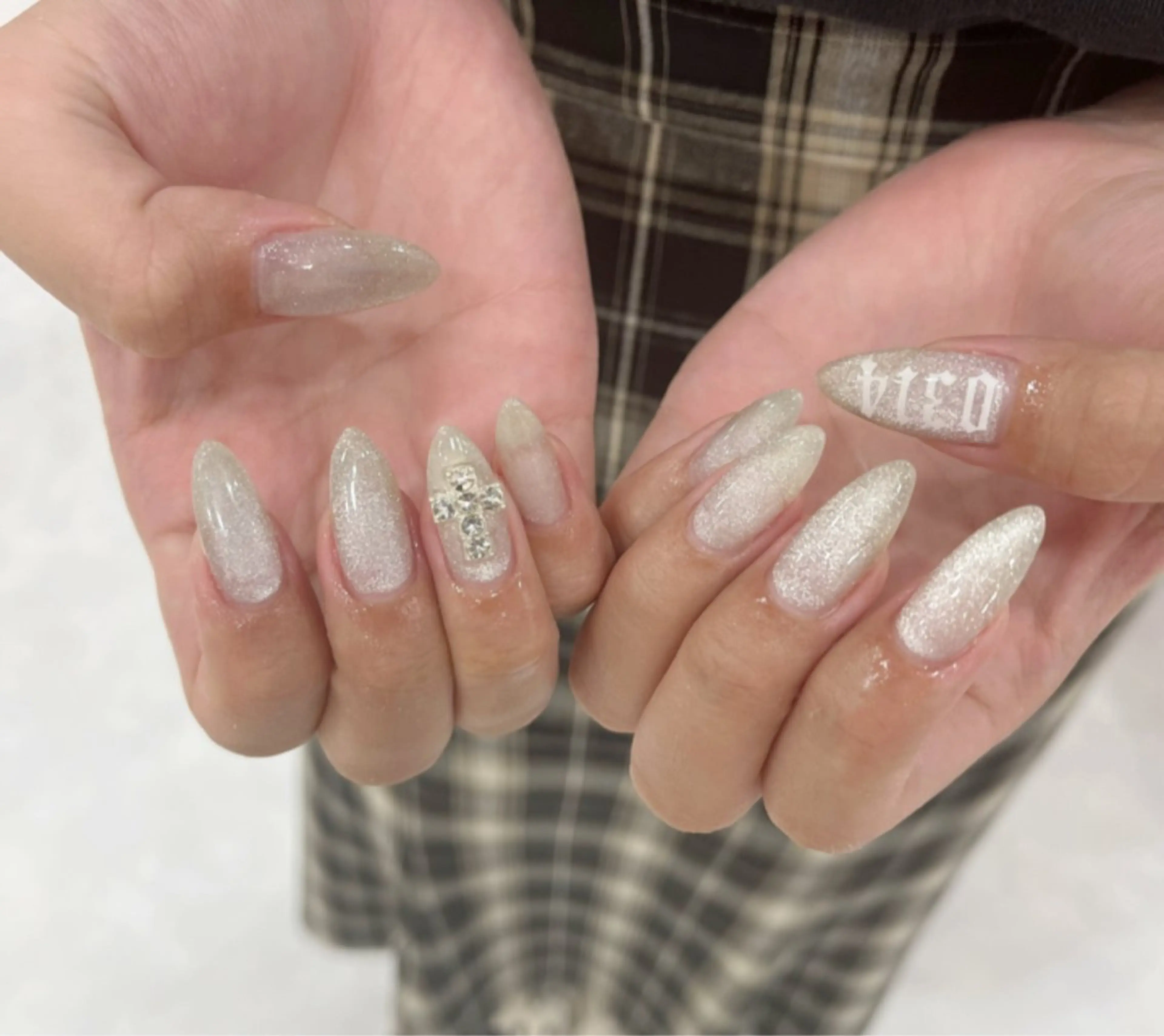ネイル 長さ出し フットネイル ジェルネイル 韓国ネイル マグネットネイル #Amin nail salonのネイルデザイン