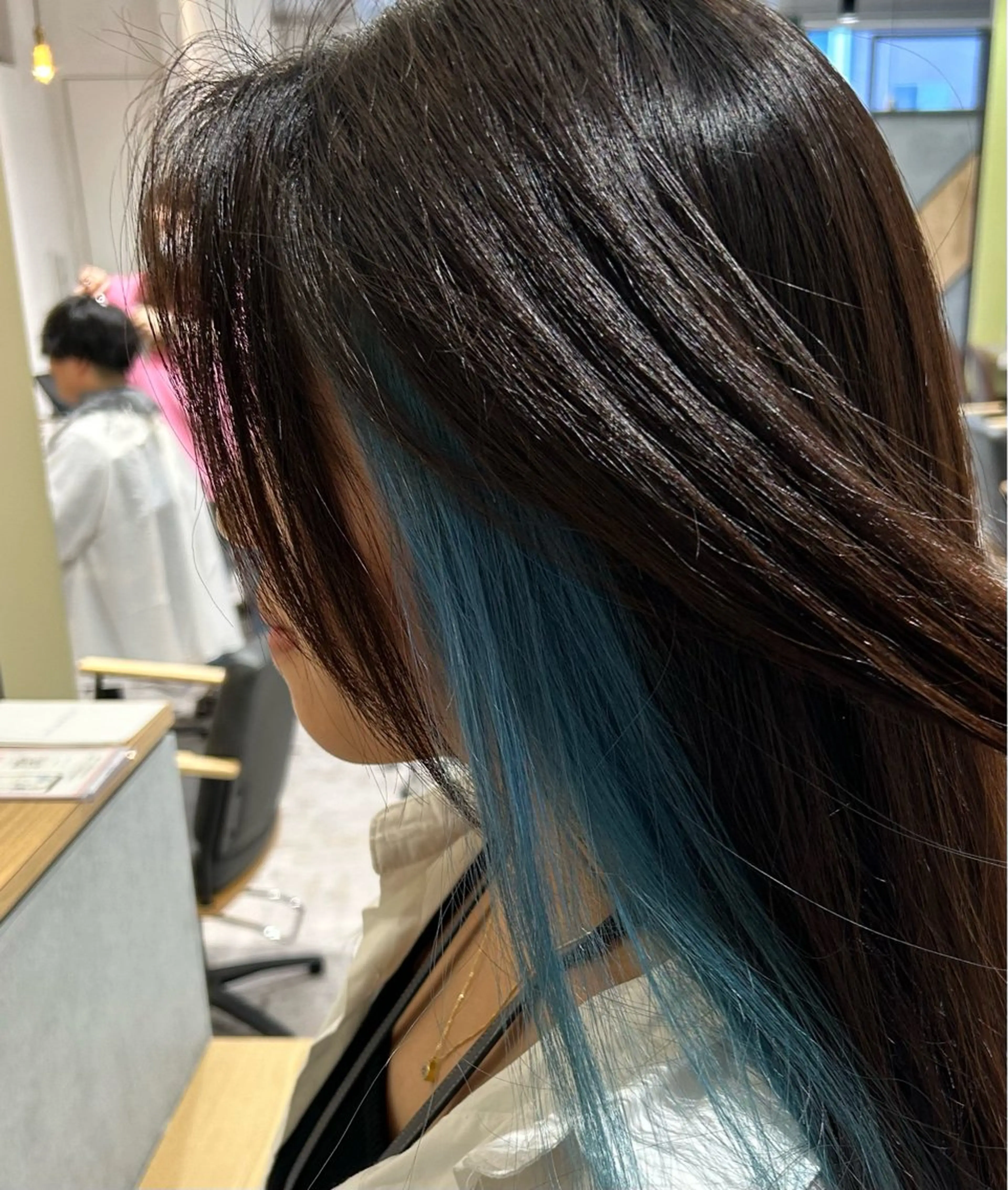 ロング ヘアカラー 日向|メンズ特化🔥 /レイヤーカット◎のヘアスタイル