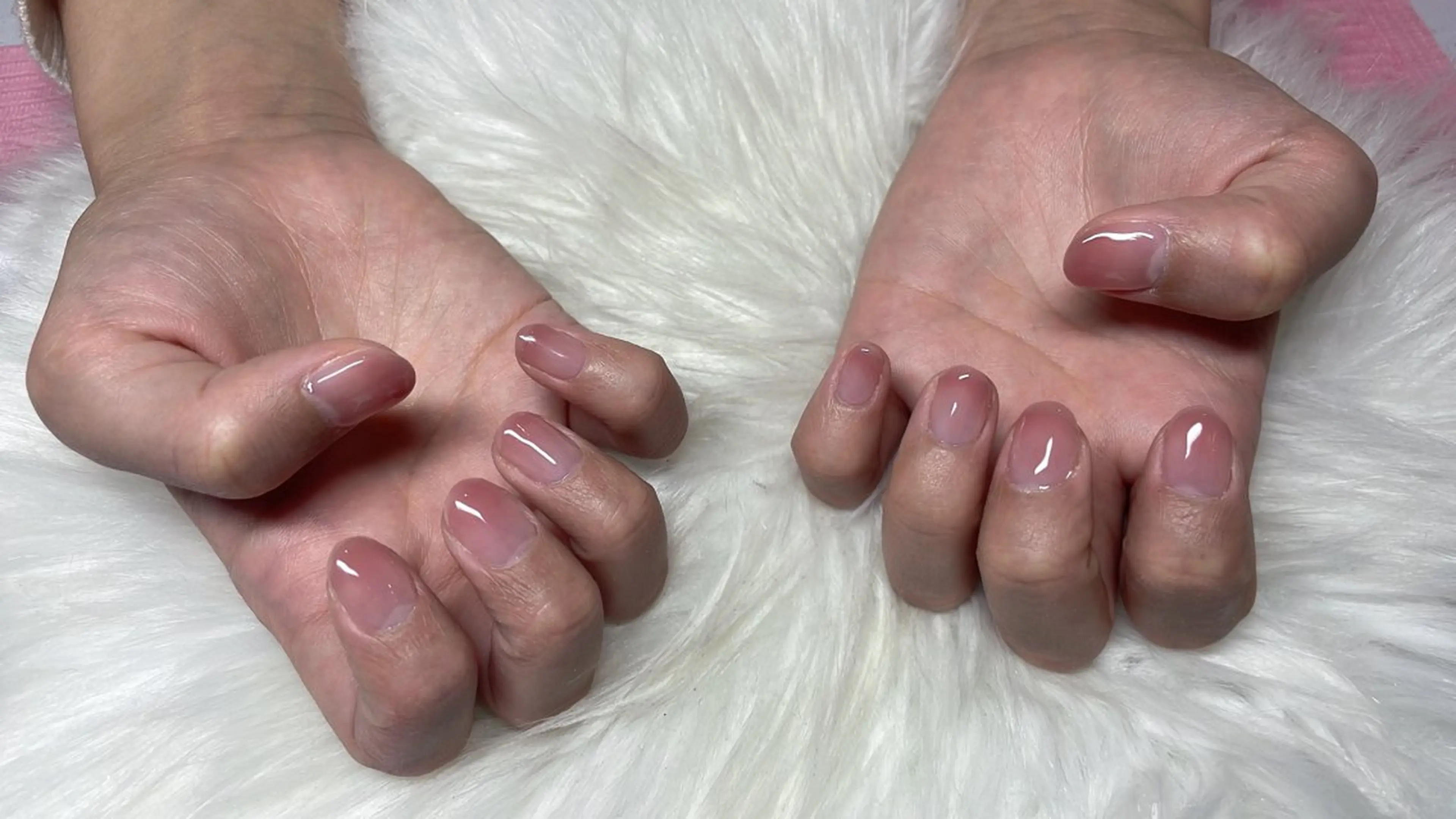 ネイル Amoureuse Satomiのネイルデザイン