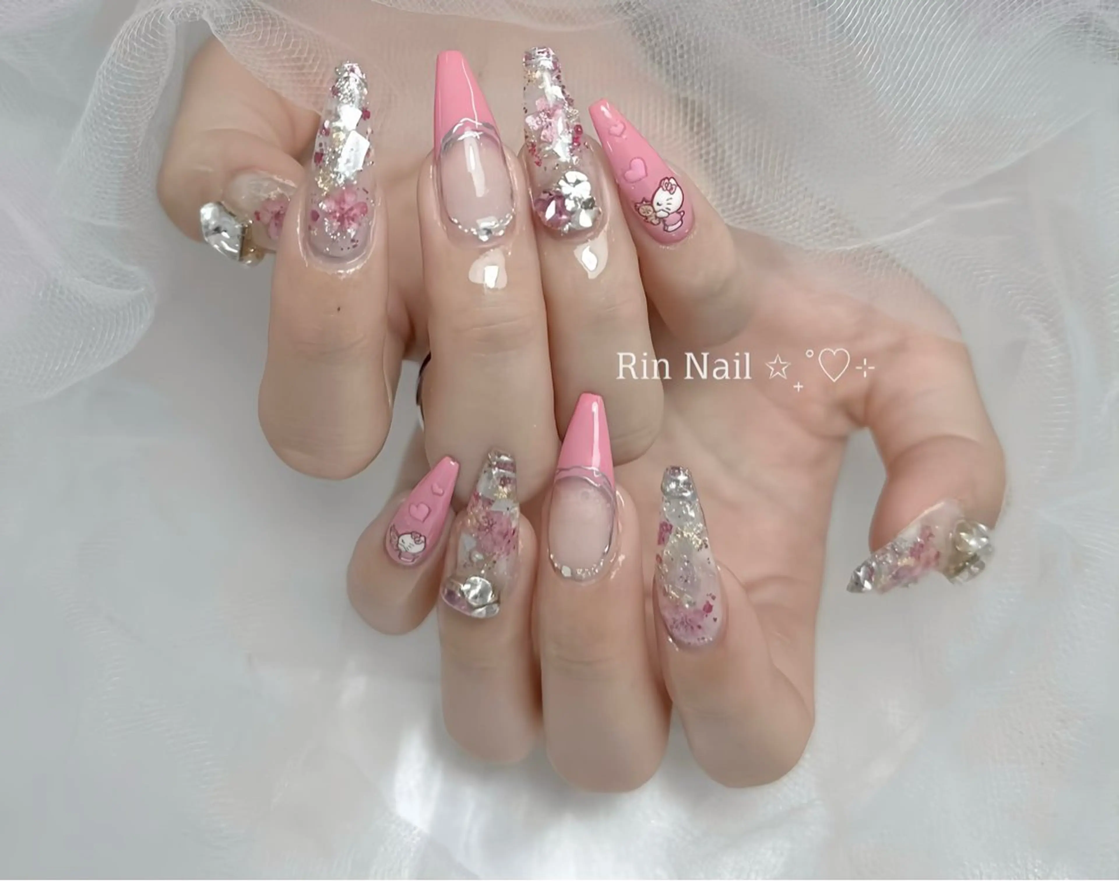 ネイル ボルドー フレンチネイル グラデーション キラキラネイル 韓国ネイル ハンドネイル Rin Nail Shinokuboのネイルデザイン