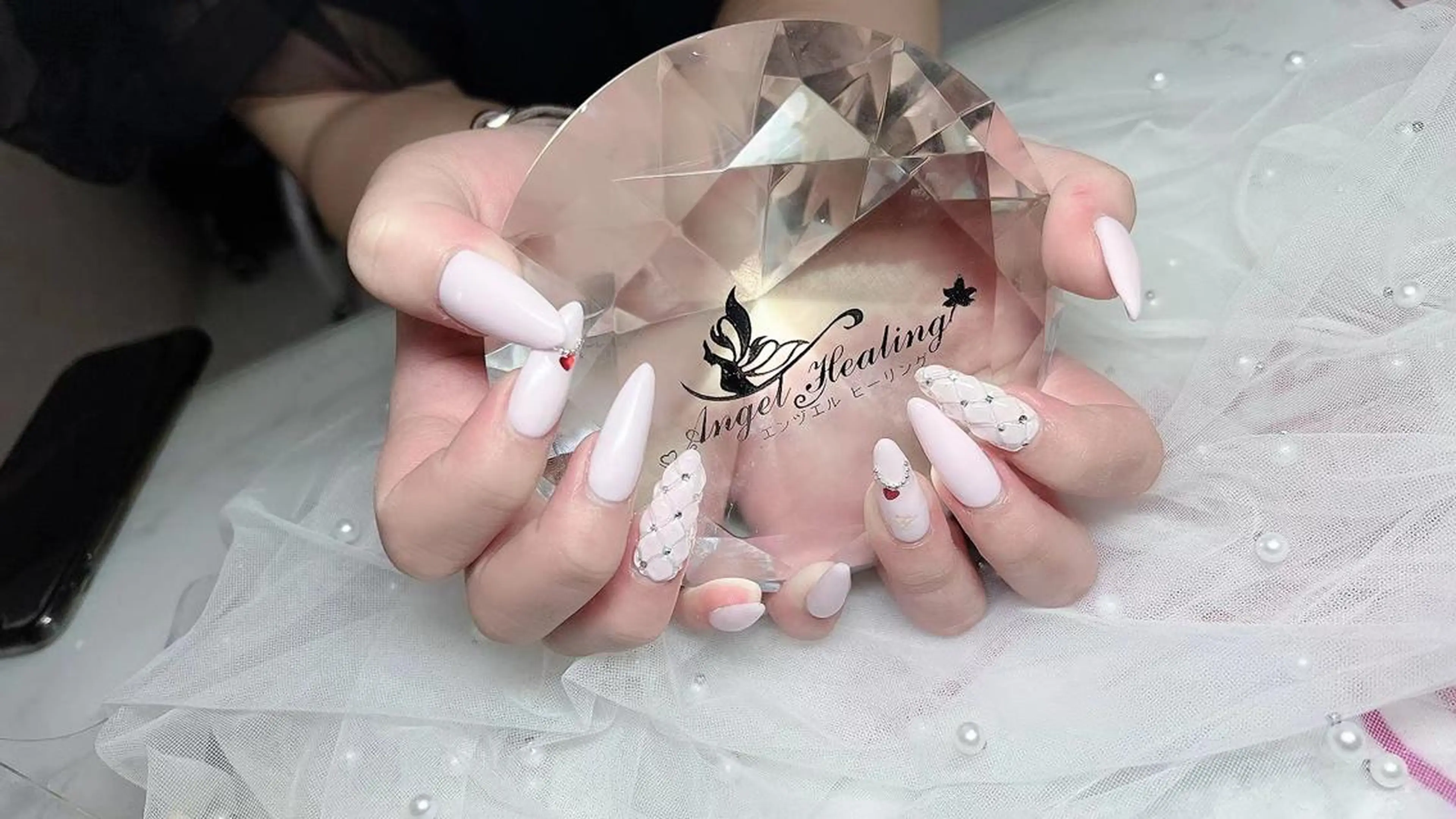 ネイル エンジェル ヒーリング 矢場町店のネイルデザイン