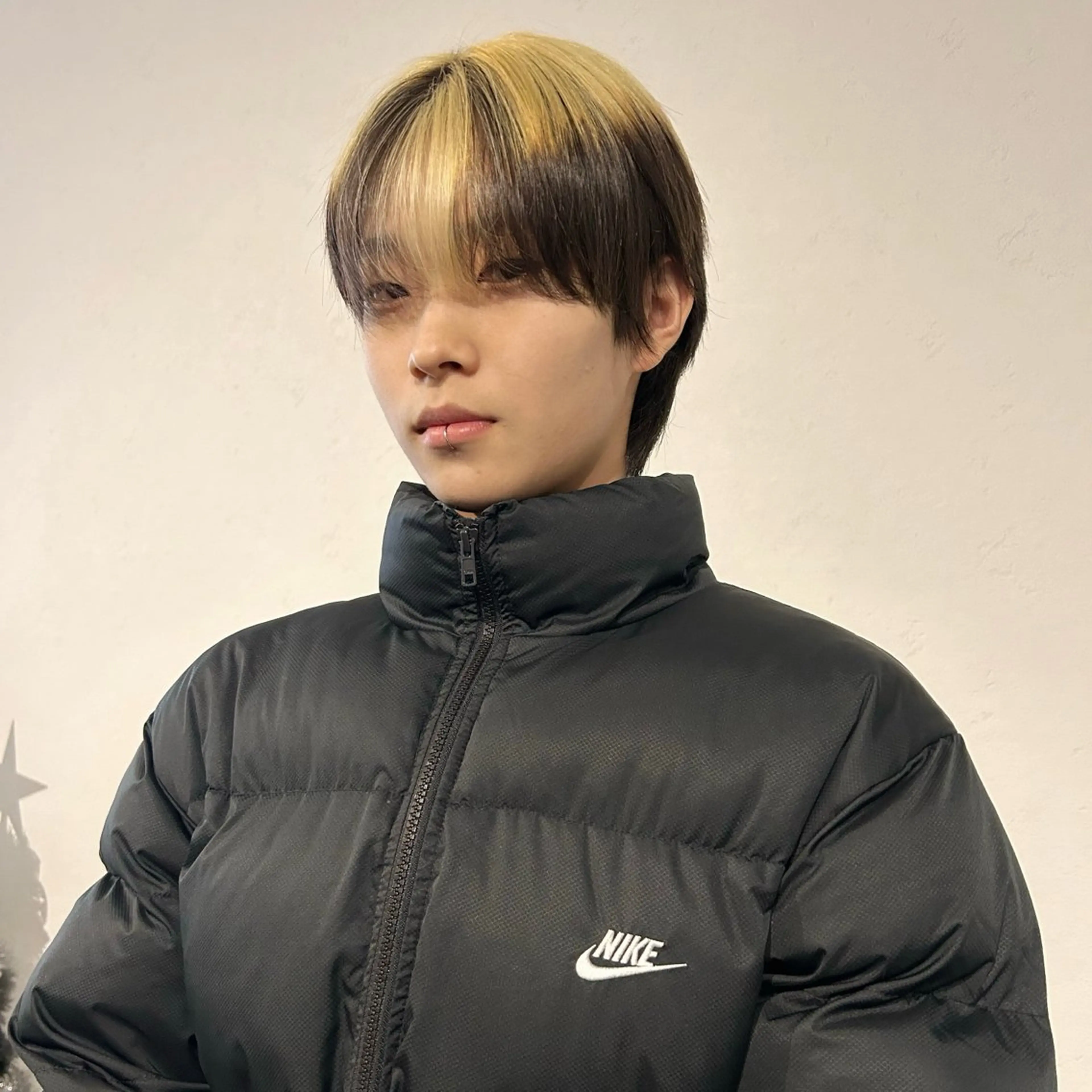 ショート カラー メンズ ヘアカラー hinano ヒナノのヘアスタイル