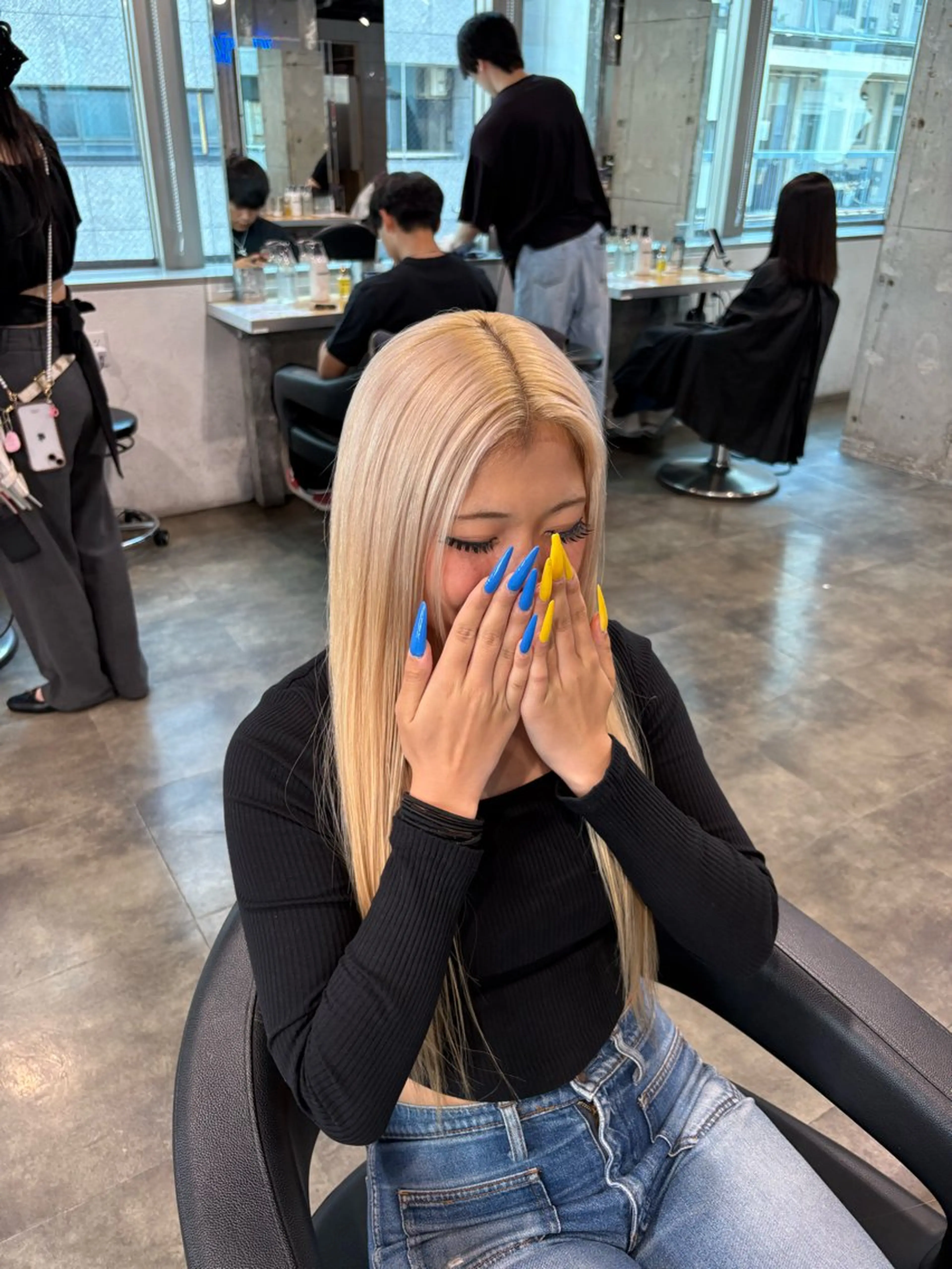 ロング カラー ヘアカラー トリートメント ハイトーン 横浜💞ミオのヘアスタイル