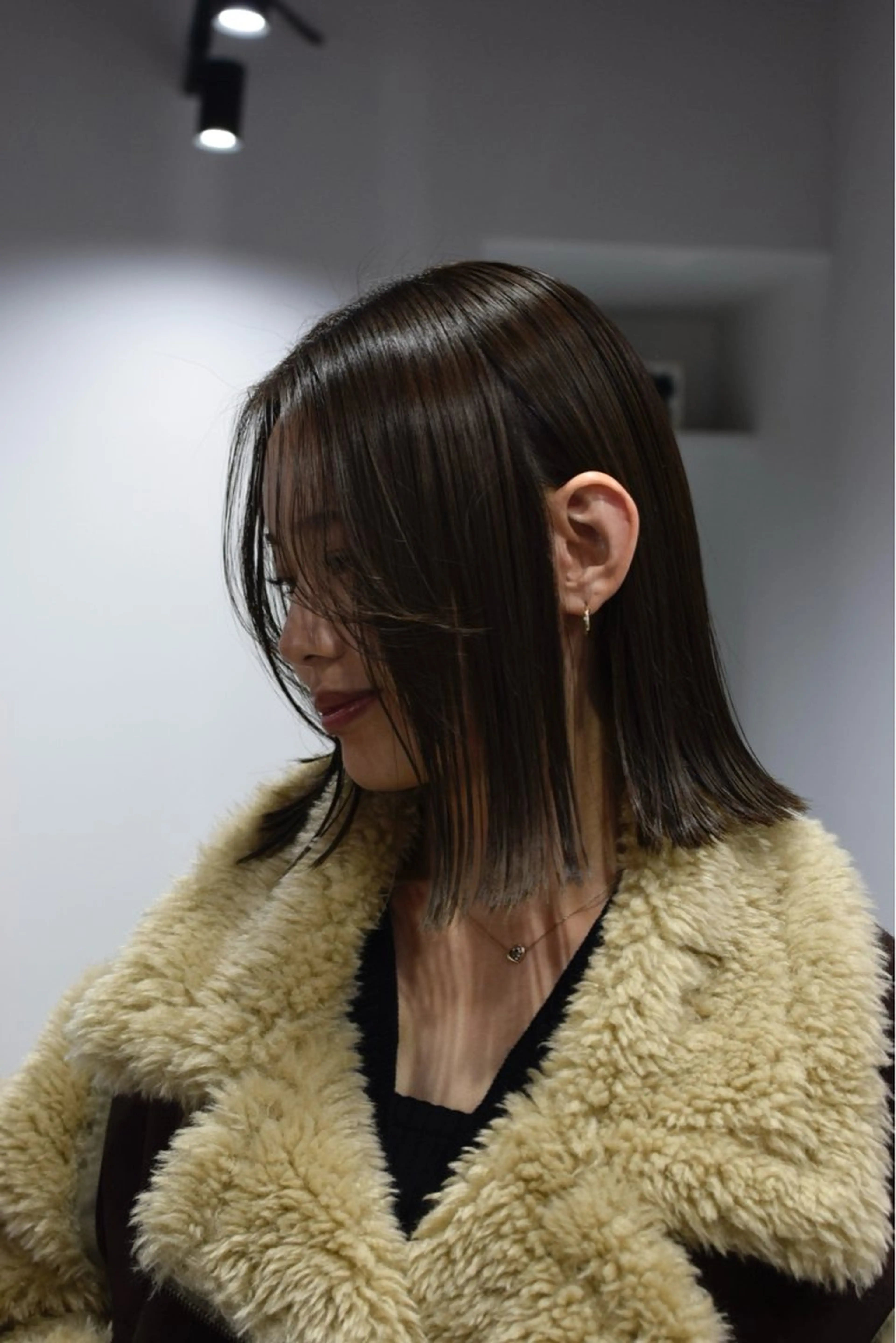ミディアム Shiro RENのヘアスタイル