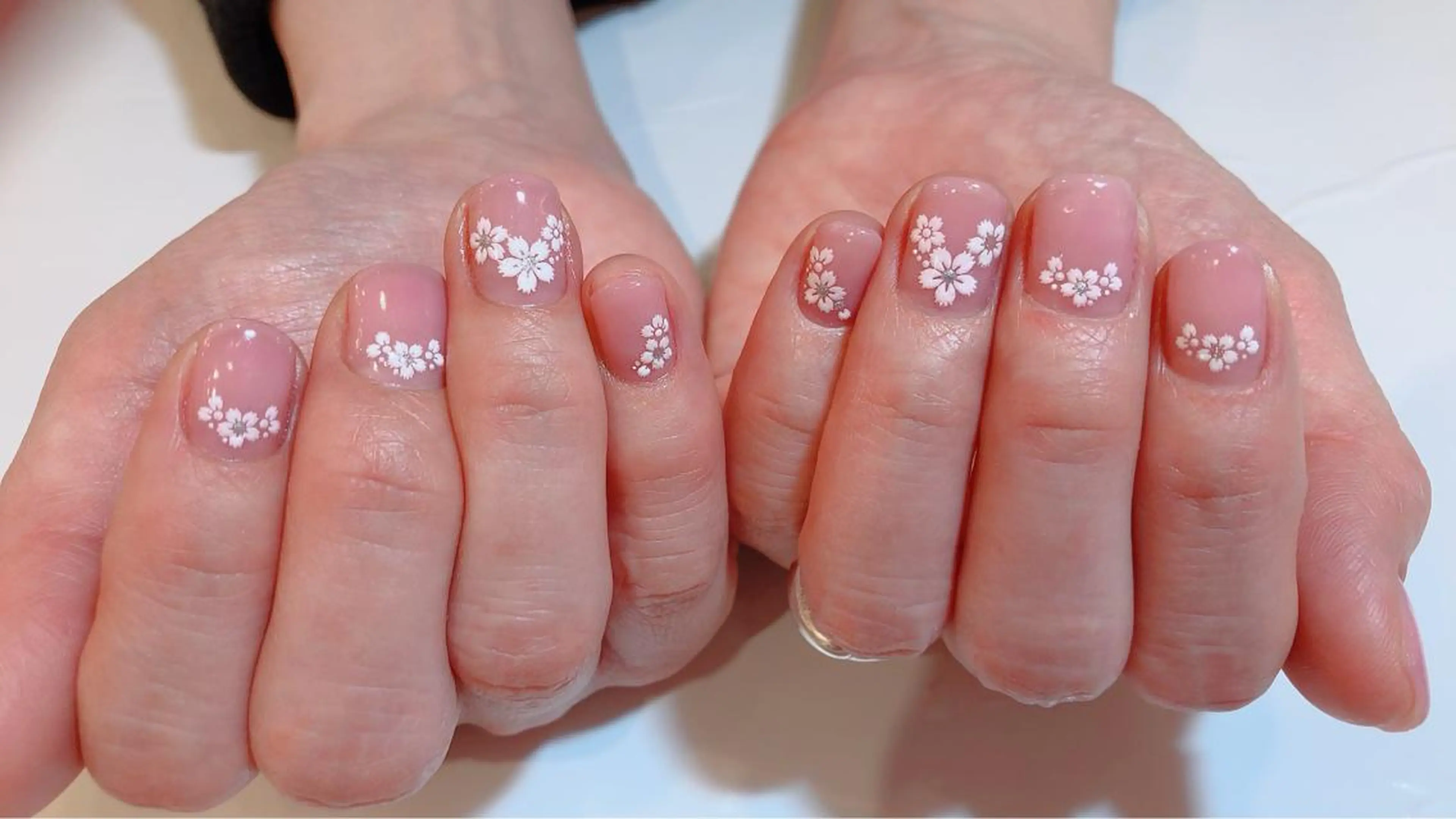 ネイル mamaLindo志村坂上所属・白石 百合子のエステ・リラクイメージ