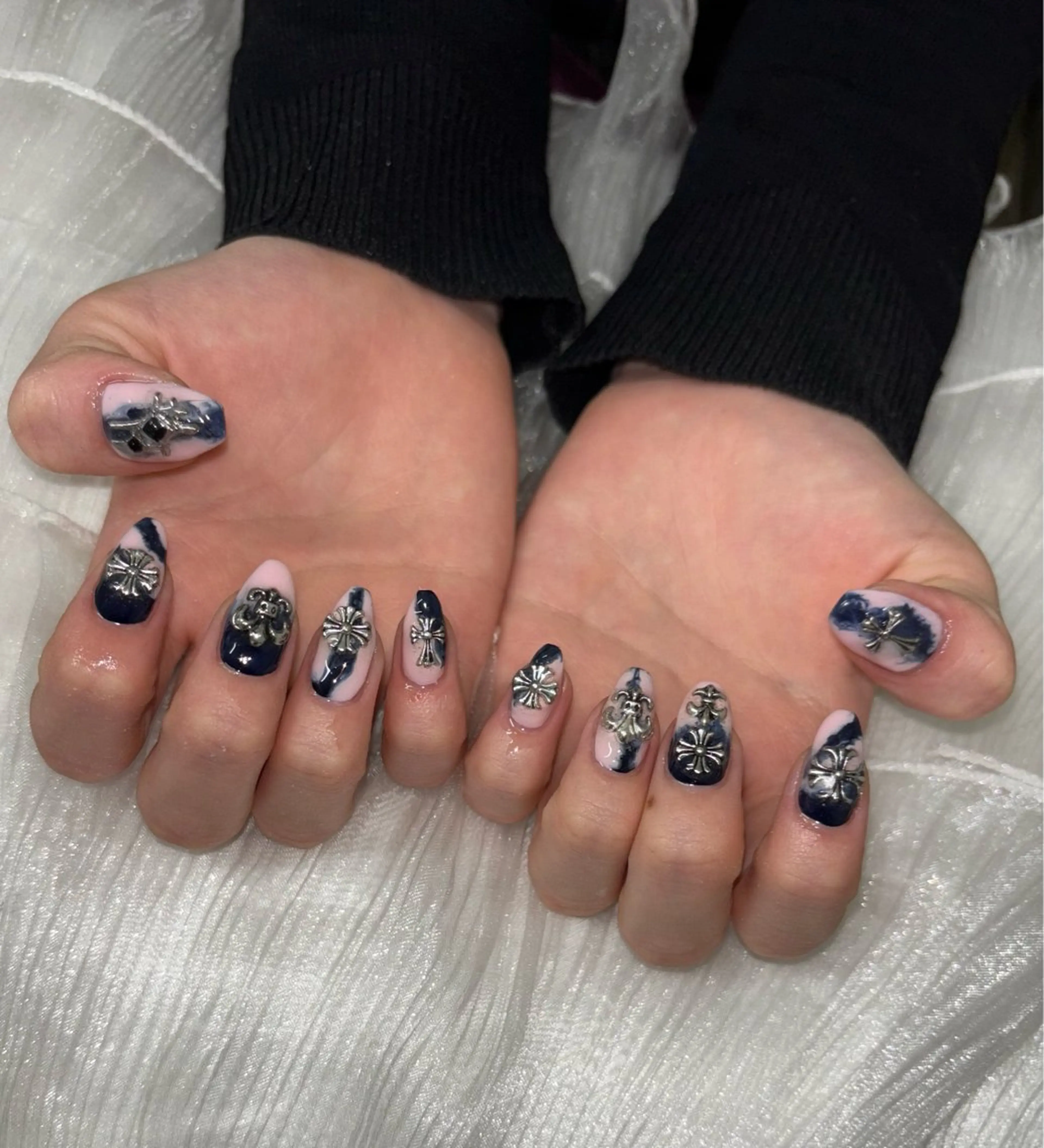 ネイル Roveil所属・佐藤　Roveil 勾当台公園駅徒歩5分のネイルデザイン