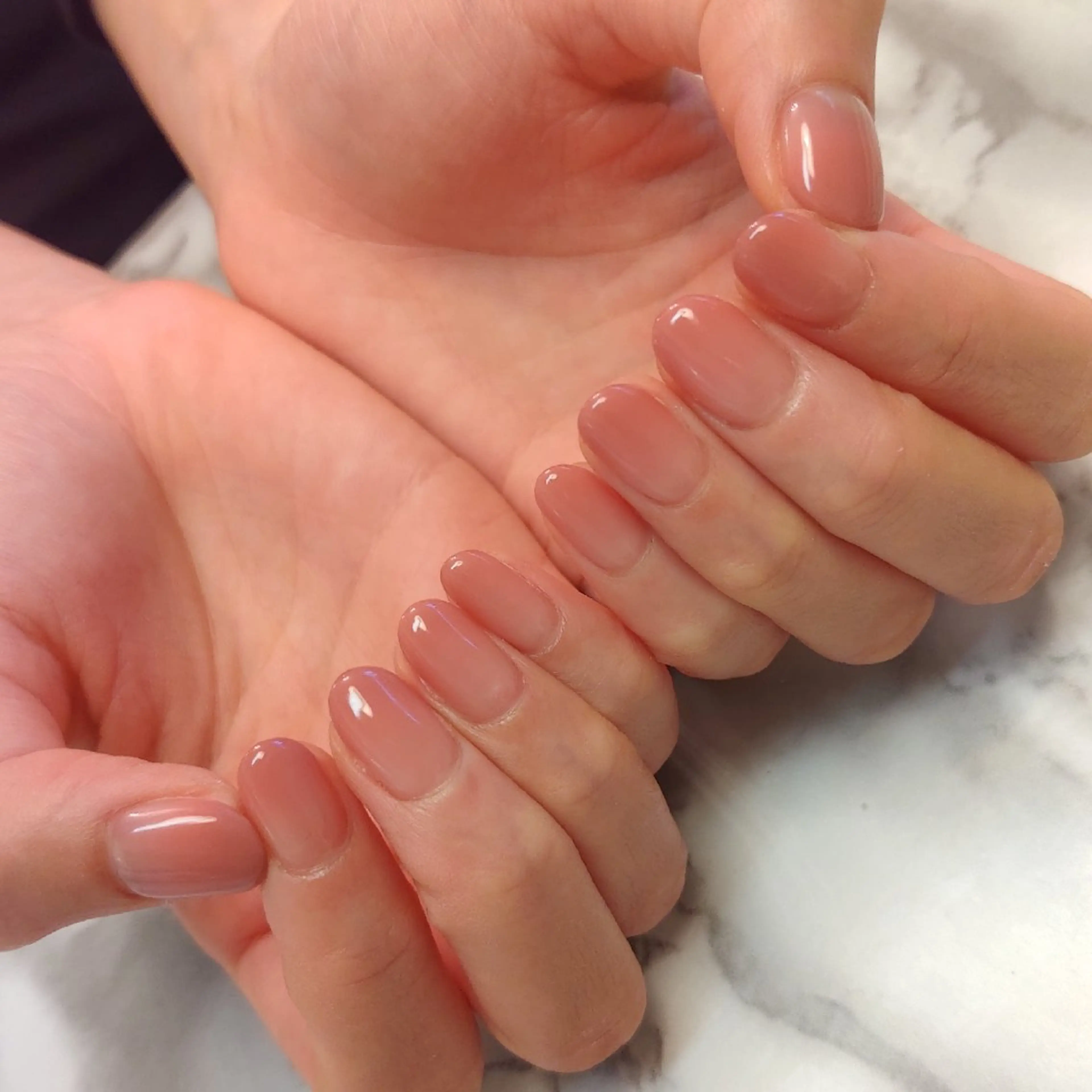 ネイル グラデーション ジェヌインネイル 河内のネイルデザイン