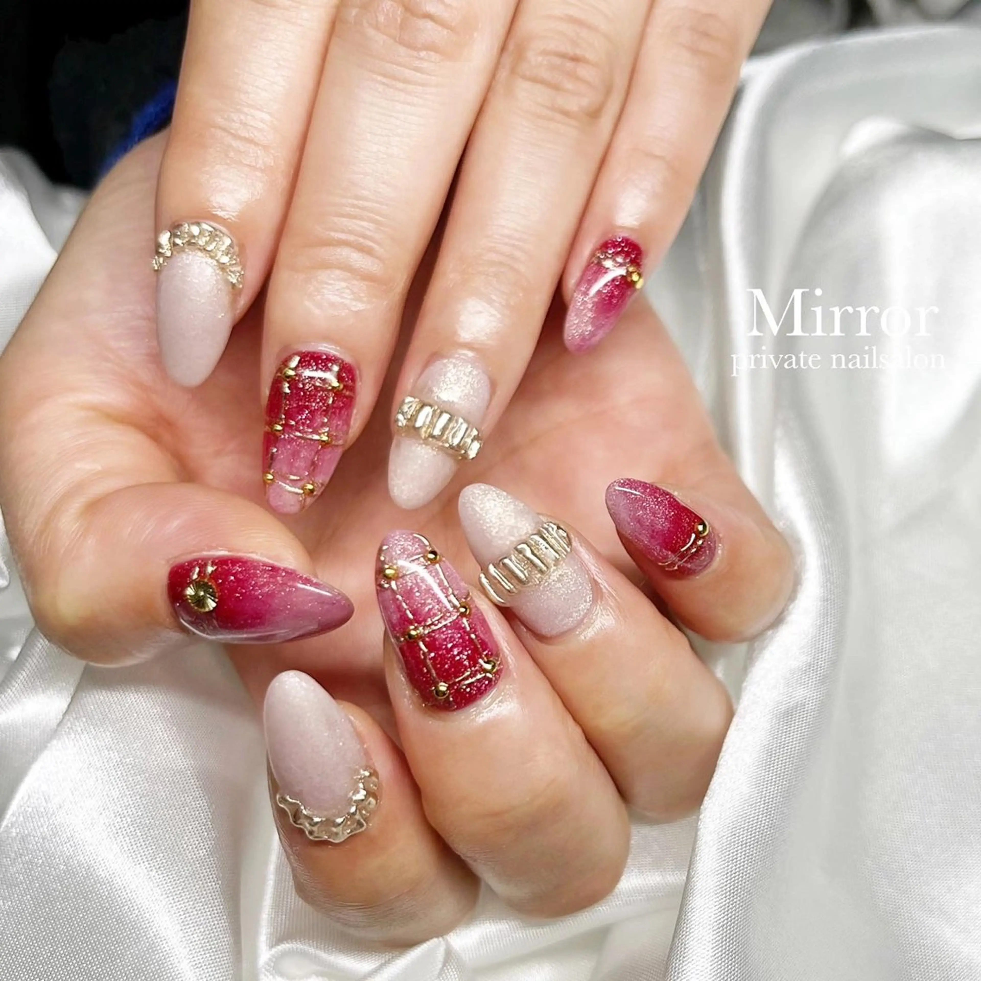 ネイル ハンドネイル nailsalon Mirrorのネイルデザイン