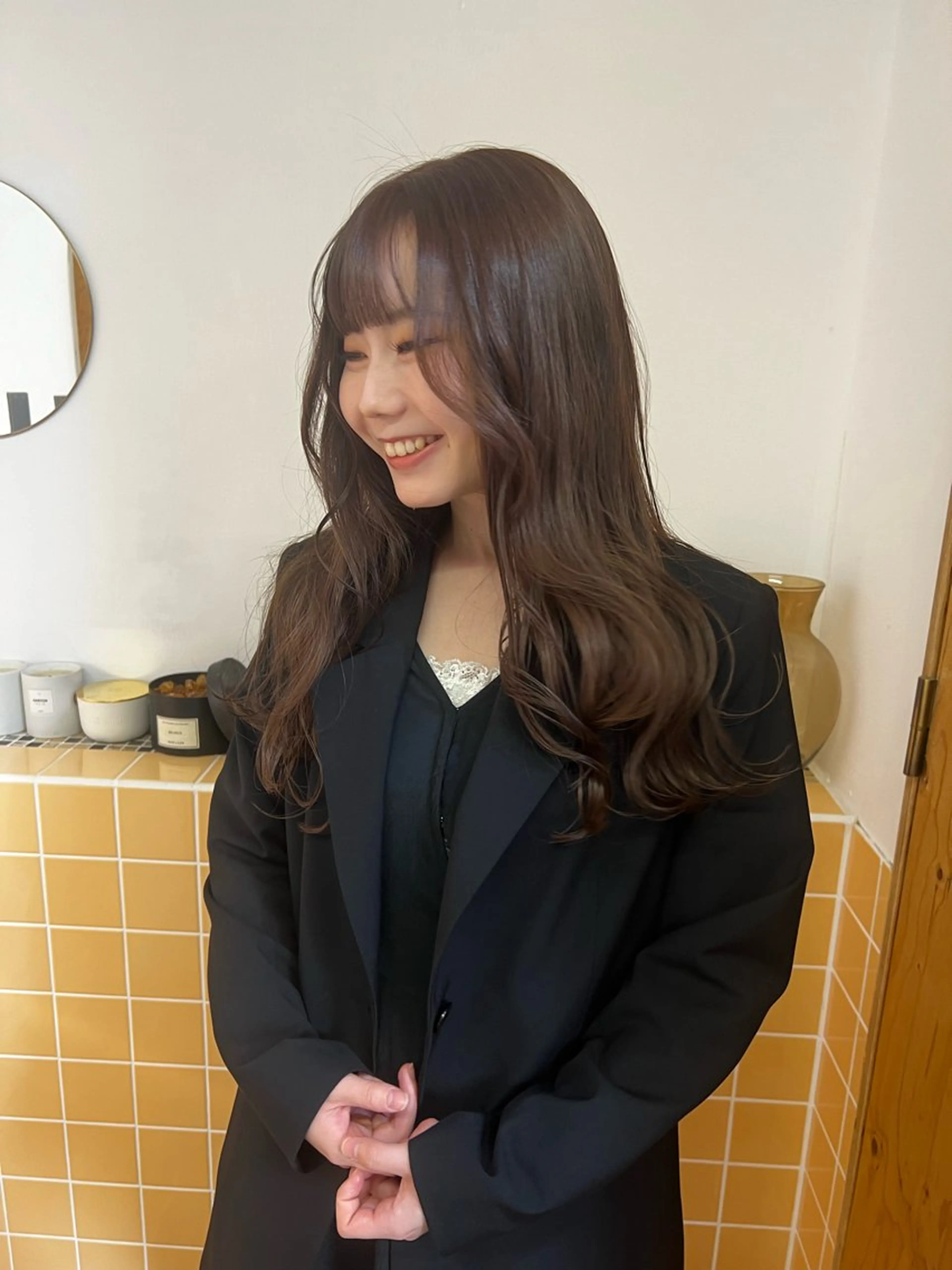 ロング カラー nishido ハイライト/パーマのヘアスタイル