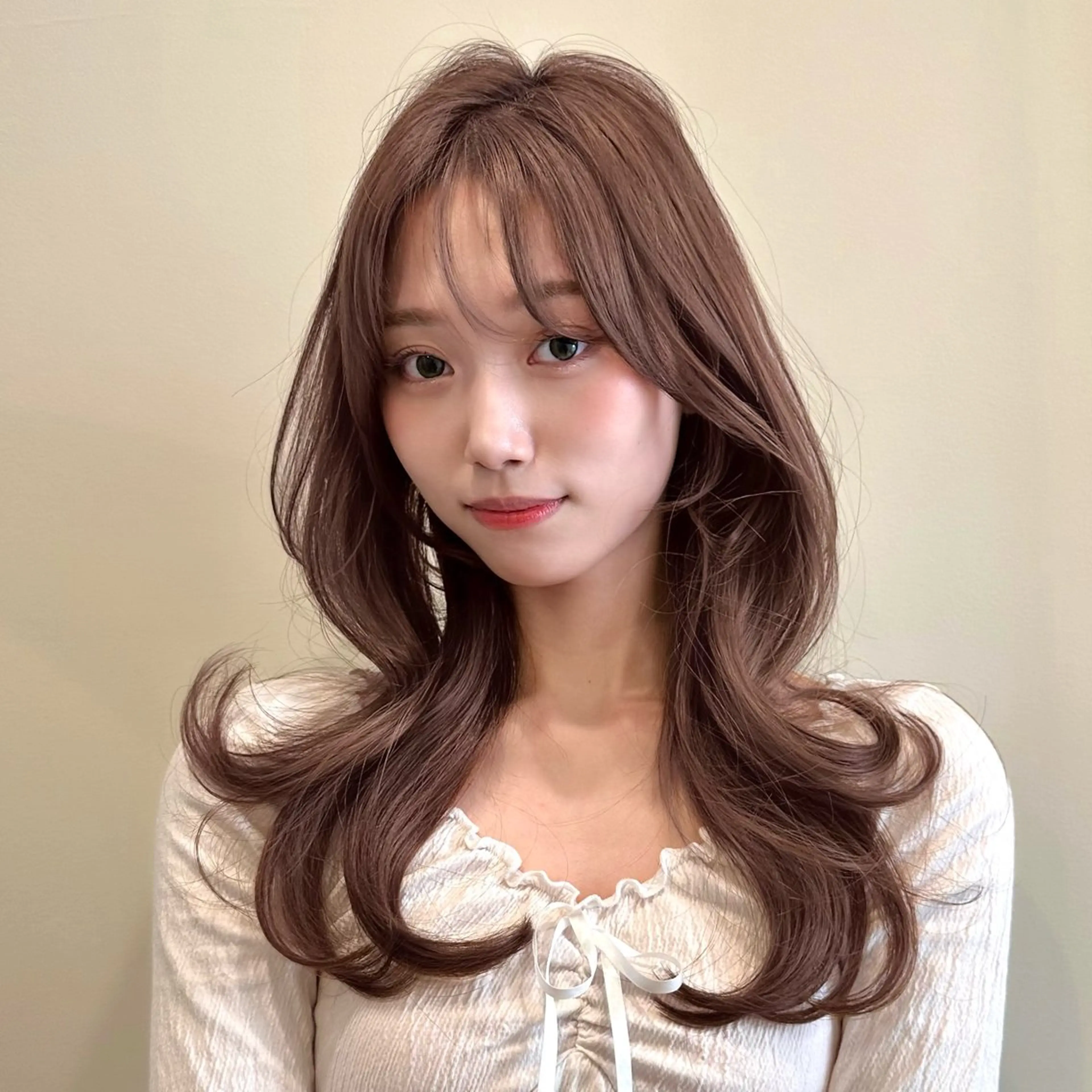 セミロング カット ヘアカラー トリートメント 🌹ハッシュカット、 レイヤー韓国ヘア🌹のヘアスタイル