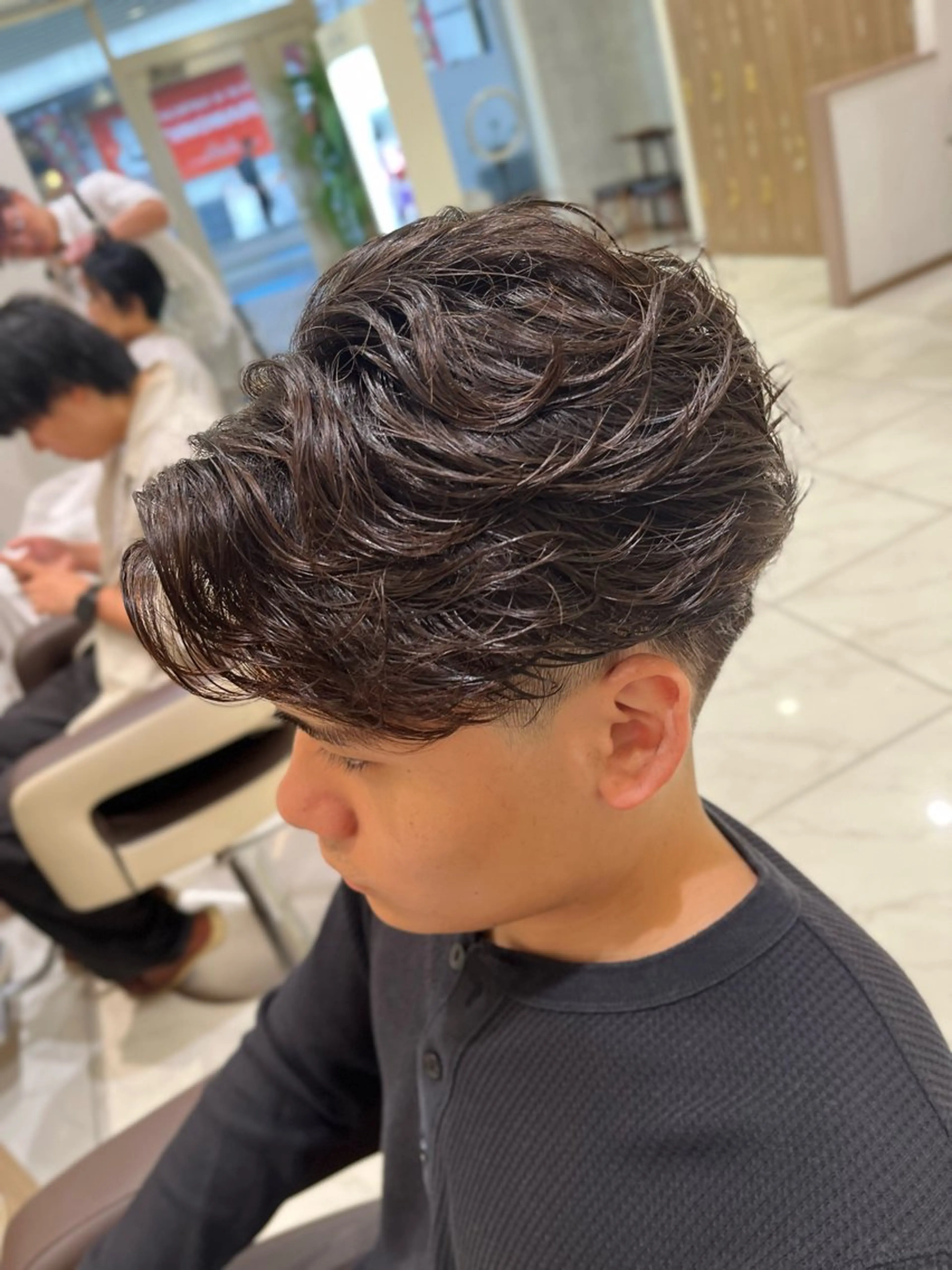 パーマ メンズ カット パーマ トリートメント ヘアセット 【メンズパーマ✨️ 髪質改善矯正】岩城のヘアスタイル