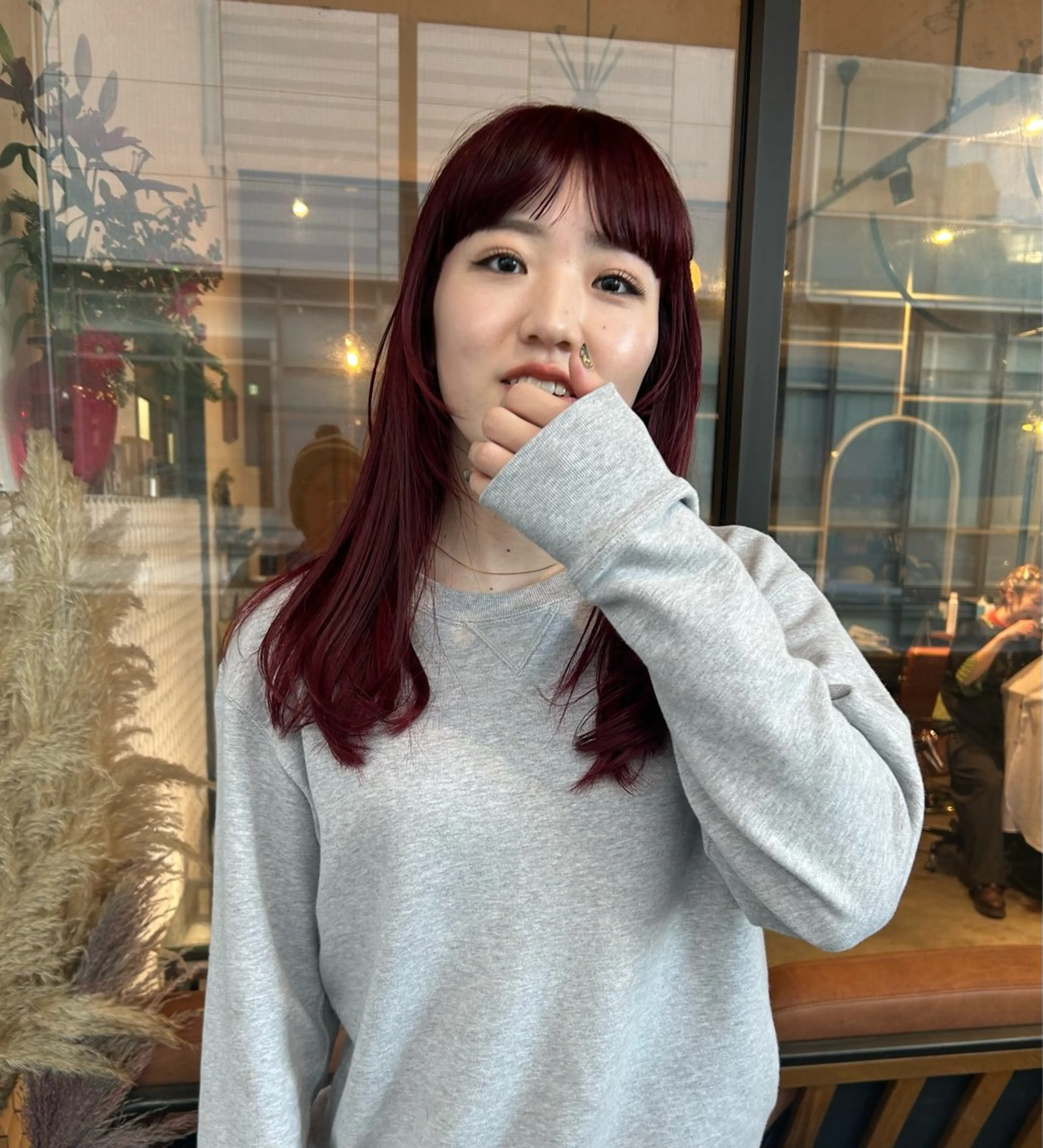 ロング レイヤーカット 市川 蘭のヘアスタイル