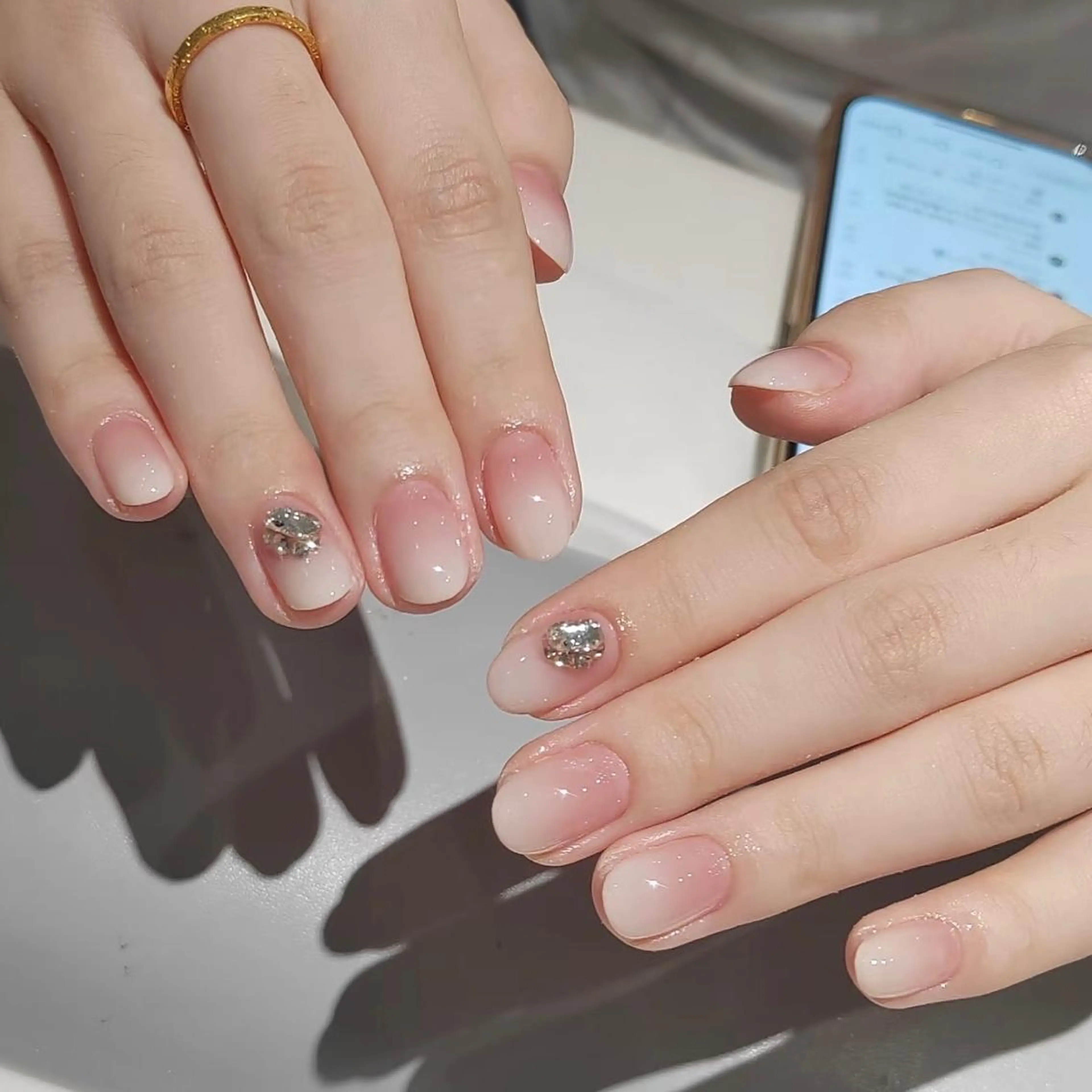 ネイル ハンドネイル 🎀 Ayaka_nailのネイルデザイン