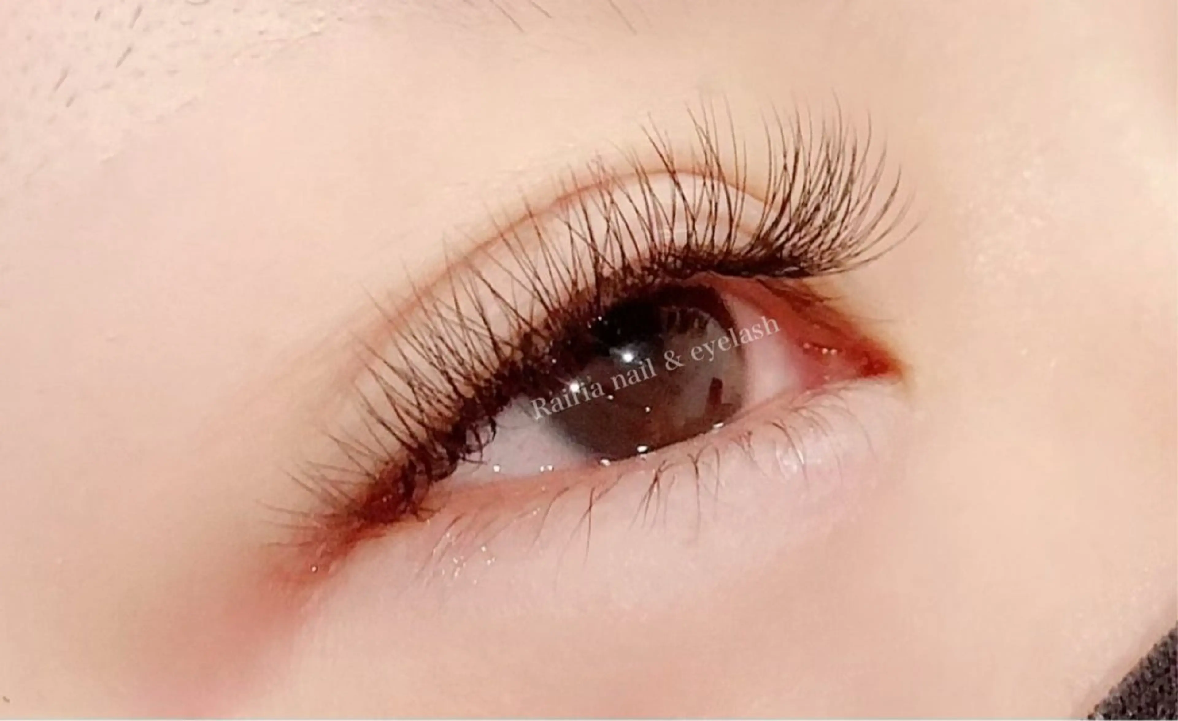 マツエク・マツパ Rairia nail&eyelash所属・T CHIKAのマツエク・マツパデザイン