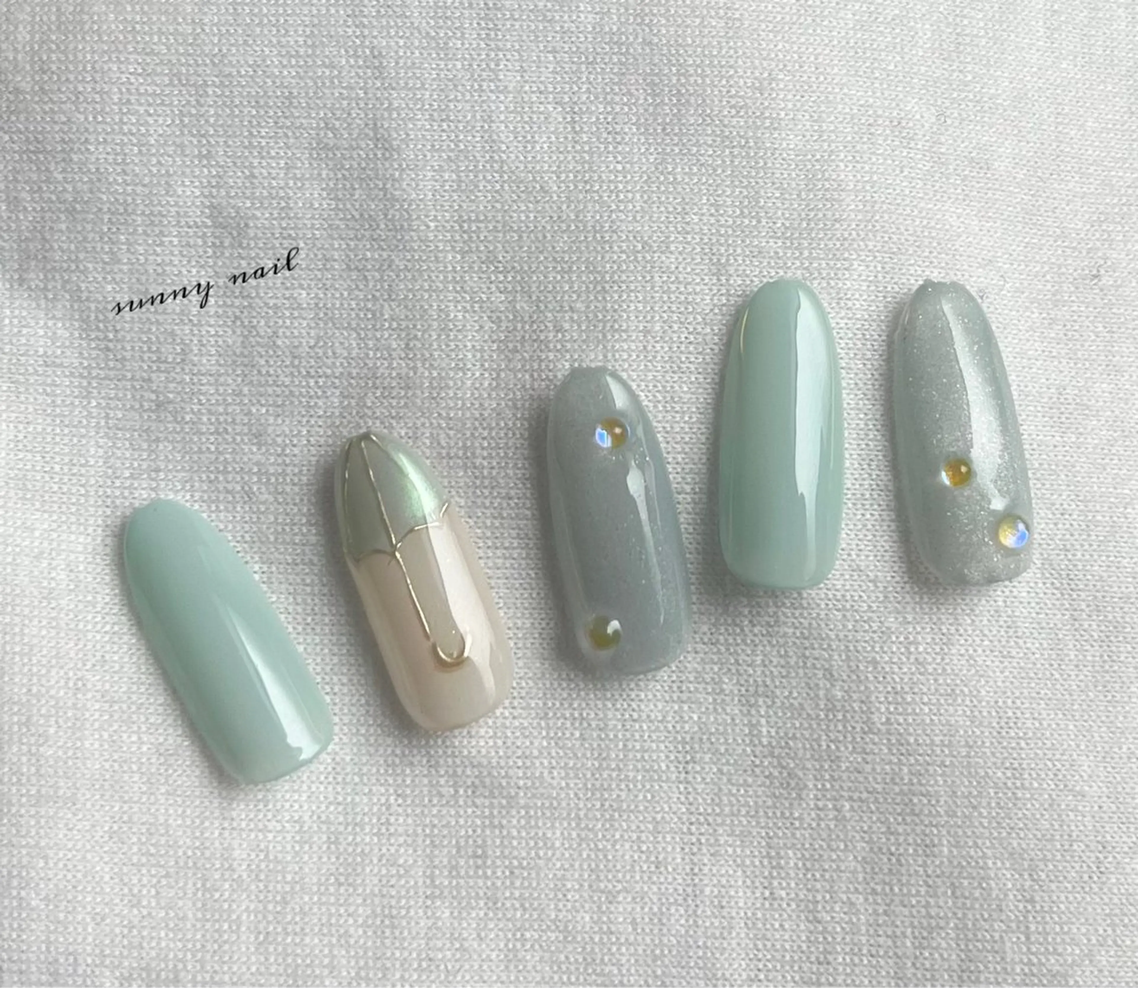 ネイル ジェルネイル グリーン マグネットネイル パラジェル sunny nailのネイルデザイン